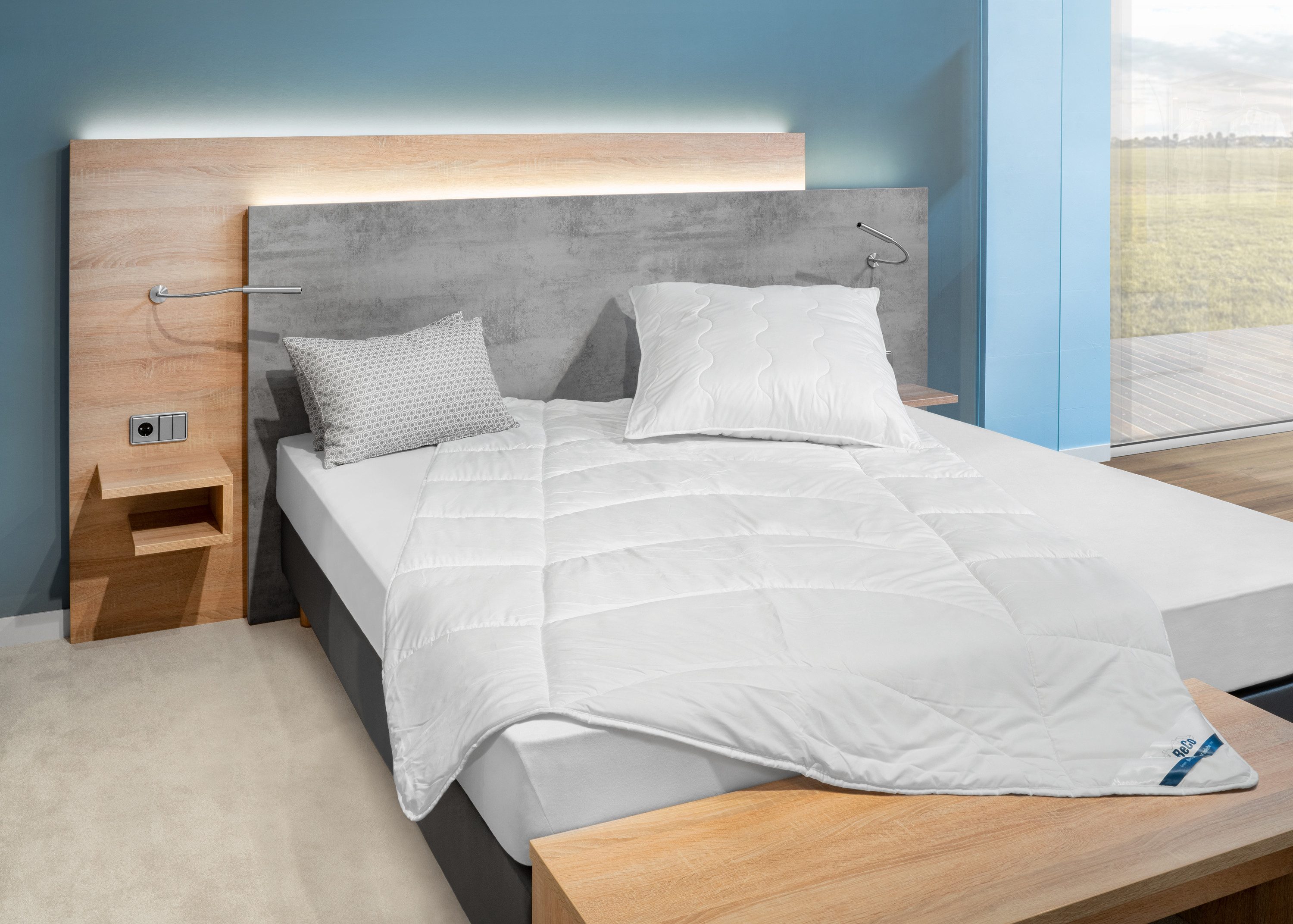 Beco Microfaserbettdecke + Kopfkissen Kuschelweich Bettwaren Set Ganzjahresdecke und Kissen 80x80, Füllung: Polyester, Beste Qualität für idealen Schlafkomfort – Bild 5 von 5