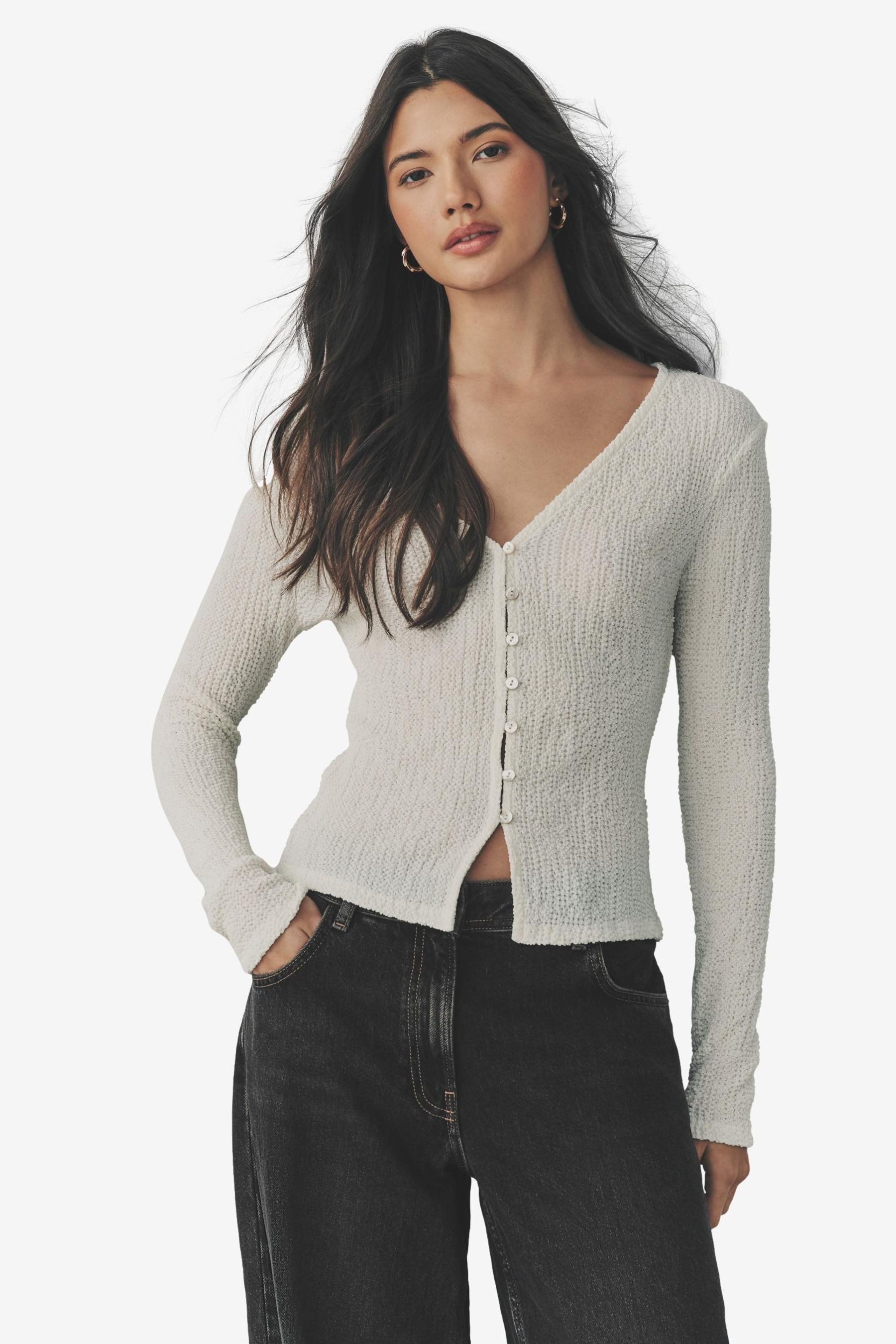 Next Strickjacke Langärmelige, geknöpfte Strickjacke mit Struktur (1-tlg) günstig online kaufen