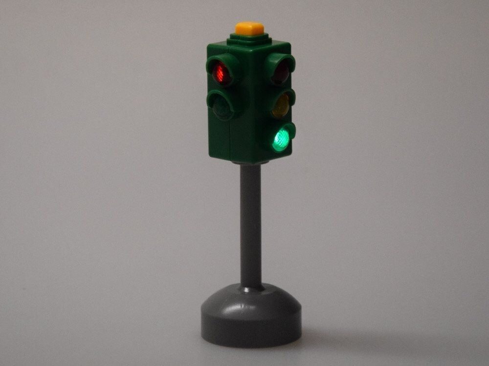 Jokomisiada Spiel-Ampelanlage JOKOMISIADA Signalleuchte mit Ton und Licht + 2 Verkehrszeichen
