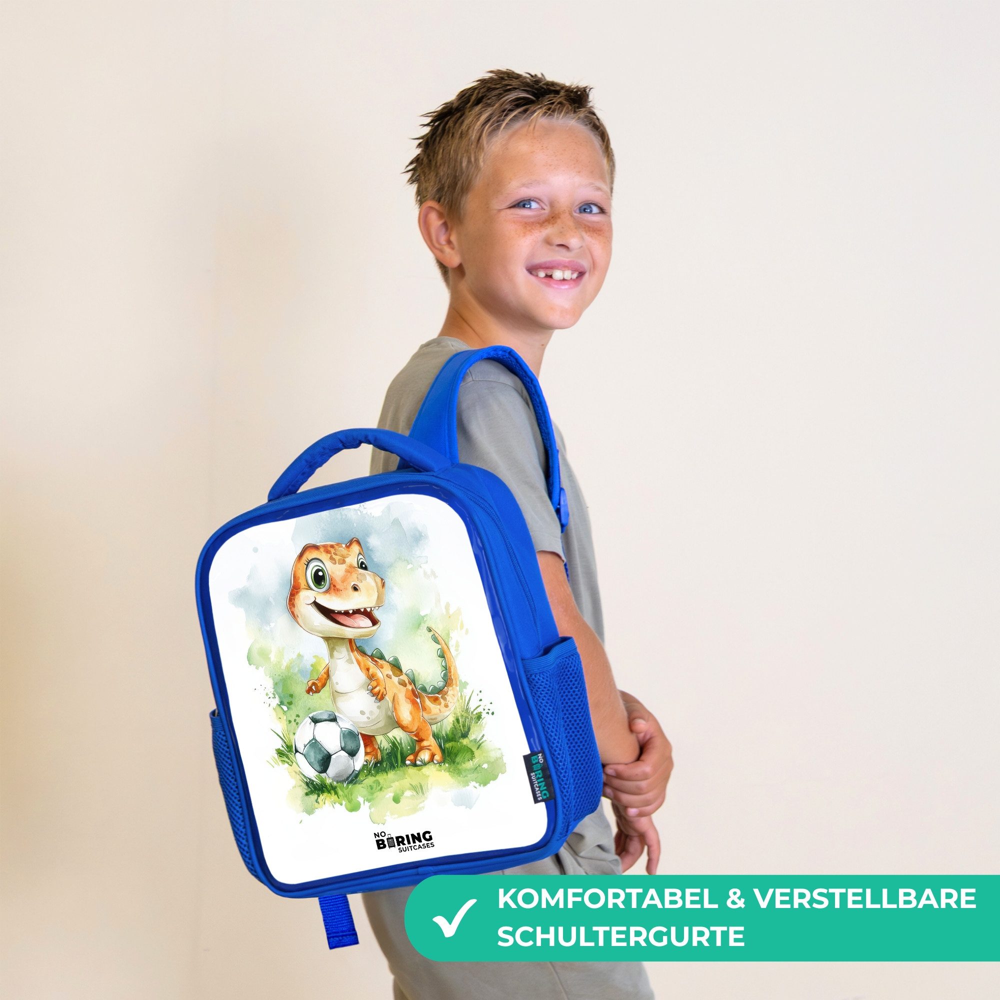NoBoringSuitcases.com© Rucksack Blau - Dino mit Fußball im bunten Feld, Kinderrucksack, Schulrucksack, Freizeitrucksack, Jungen, Kindergarten