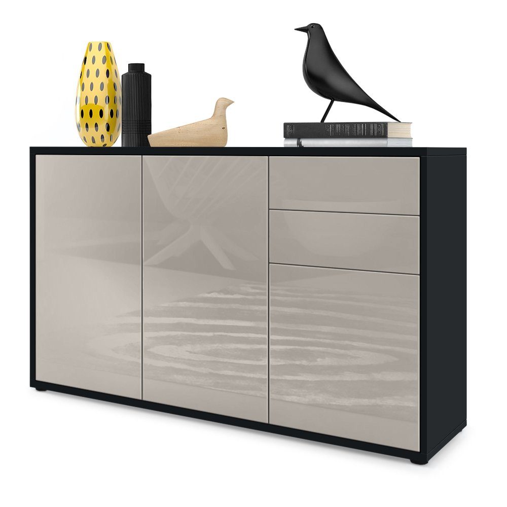 Vladon Kommode Ben V3 (Kommode, mit 3 Türen und 2 Schubladen), Schwarz matt/Sandgrau Hochglanz (117 x 74 x 36 cm)