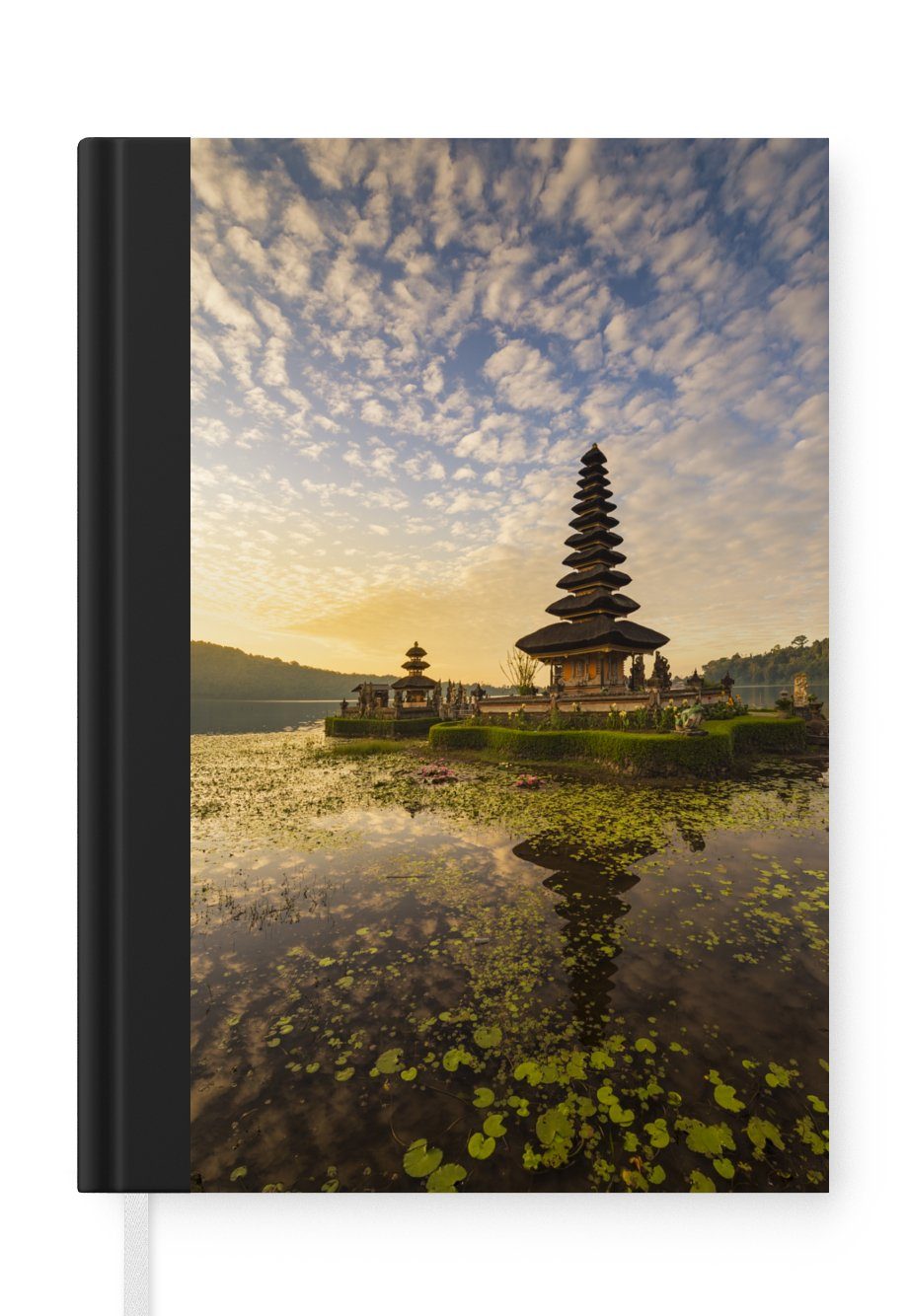 MuchoWow Notizbuch Schafswolken über dem Pura Ulun Danu Bratan-Tempel auf Bali, Journal, Merkzettel, Tagebuch, Notizheft, A5, 98 Seiten, Haushaltsbuch