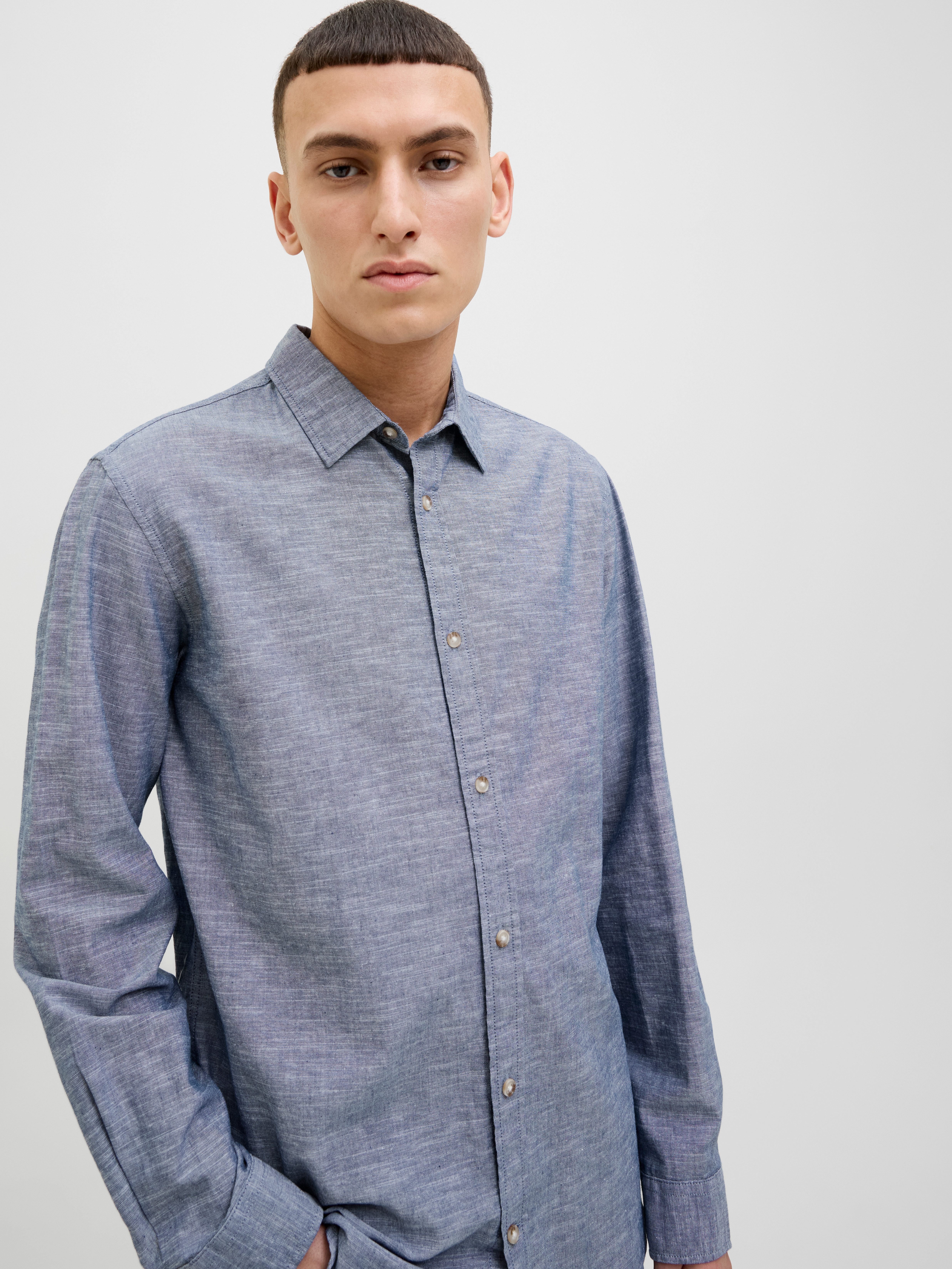 Jack & Jones Langarmhemd "JJESUMMER SHIRT LS SN" mit Hemdkragen günstig online kaufen