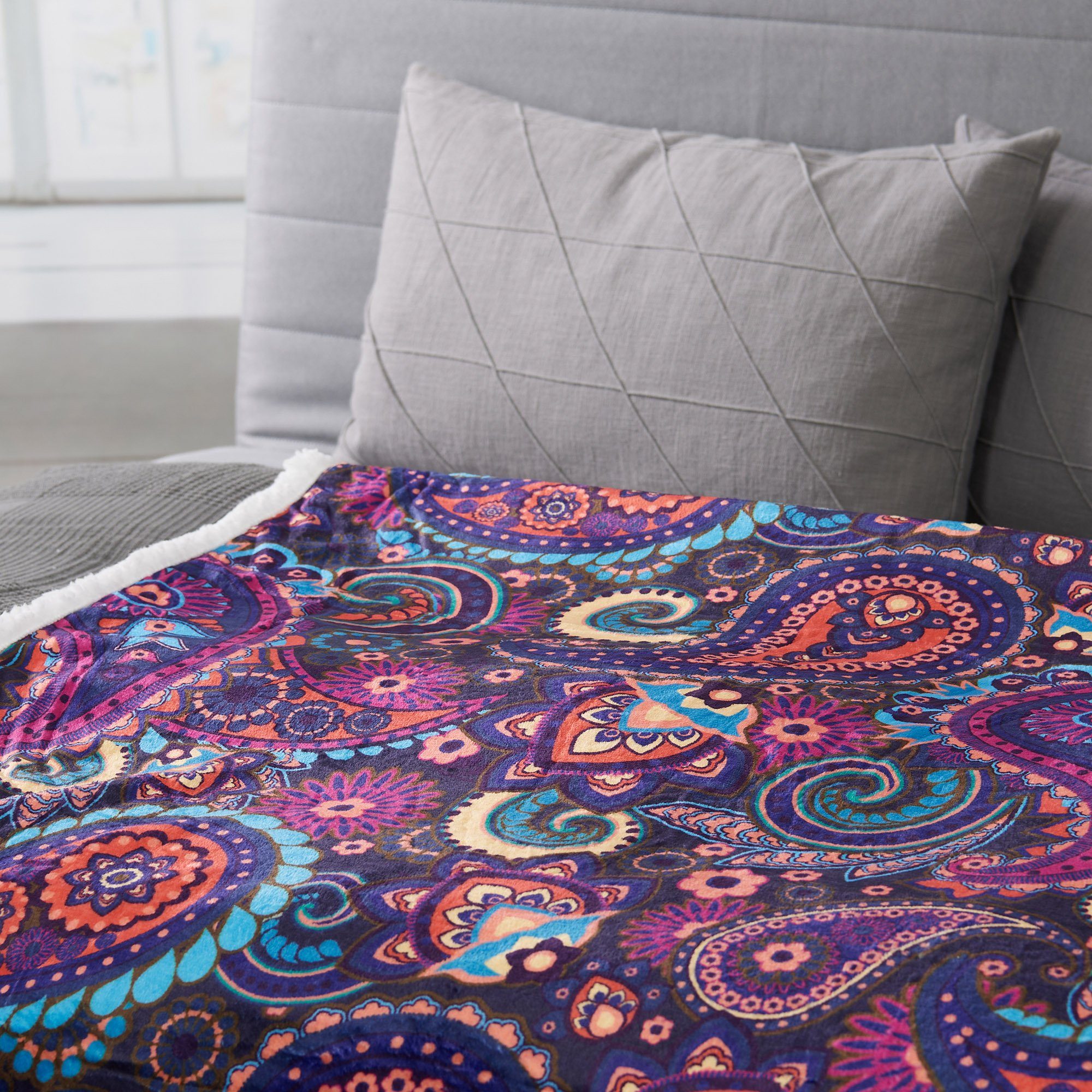 Wohndecke Paisley, HOME DREAM, 150 x 200 cm, edle farbbrillante Kuscheldecke