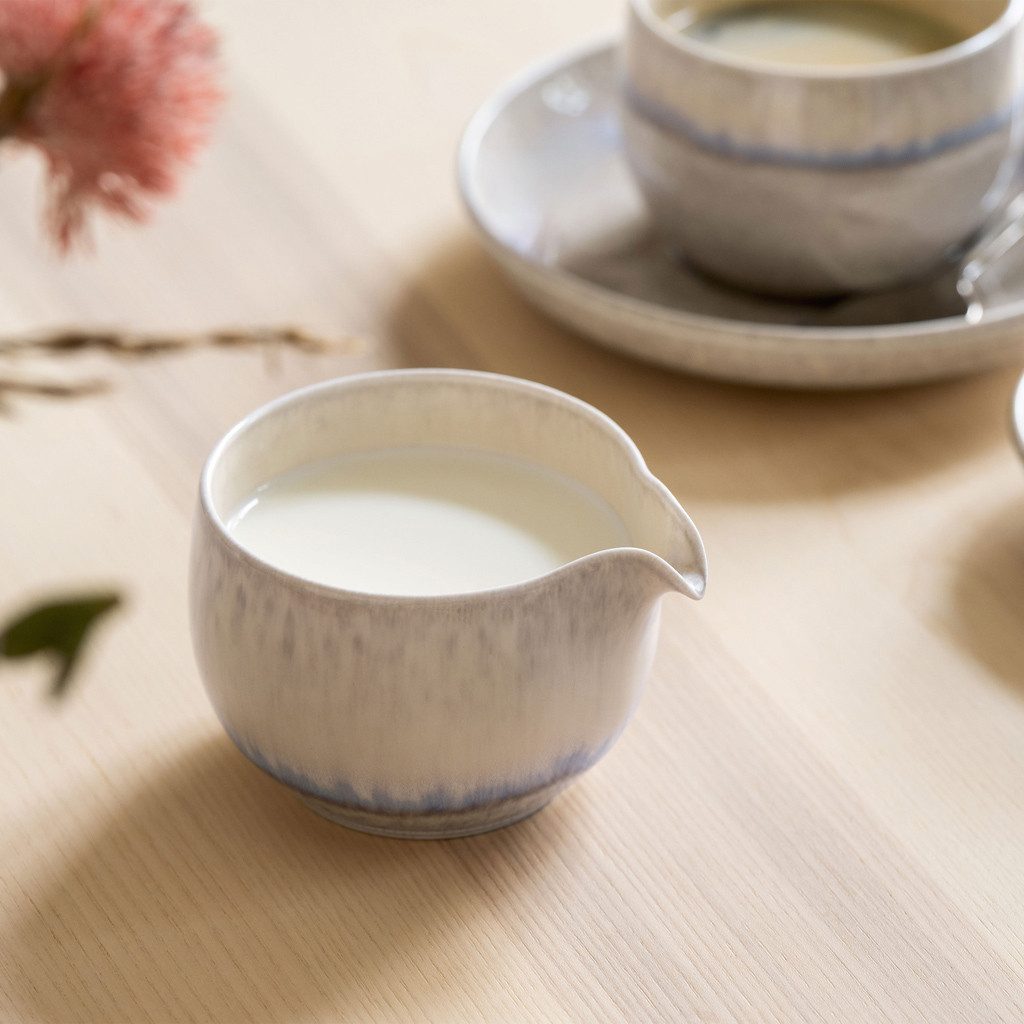 like. by Villeroy & Boch Milchkännchen Perlemor Sand Milchgiesser 10,5x9x7cm, (1-St), Premium Porcelain, mikrow.- & spülm.sicher, Made in Germany