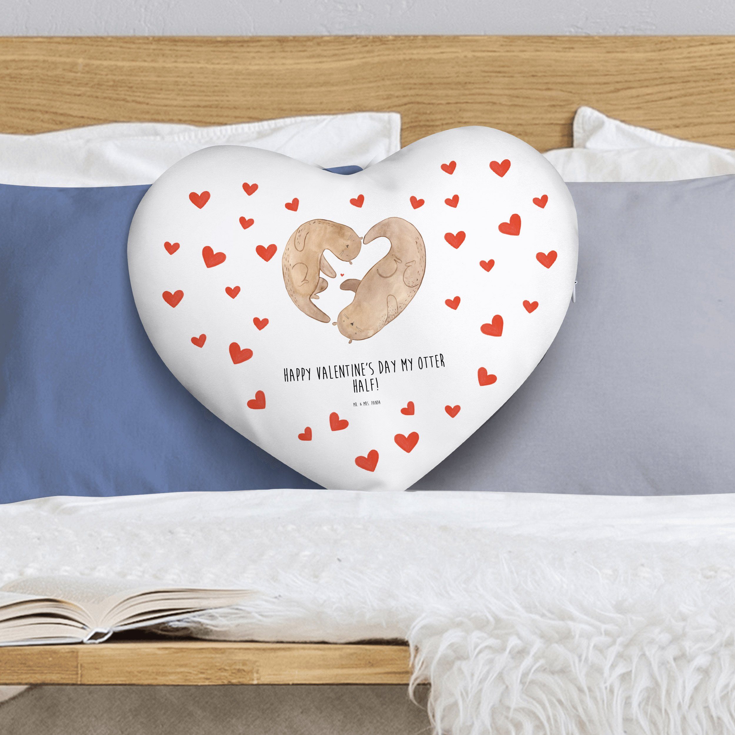 Mr. & Mrs. Panda Dekokissen Valentine - Otter Geschenk Weiß - Herzkissen, Geschenk, Herzform, für