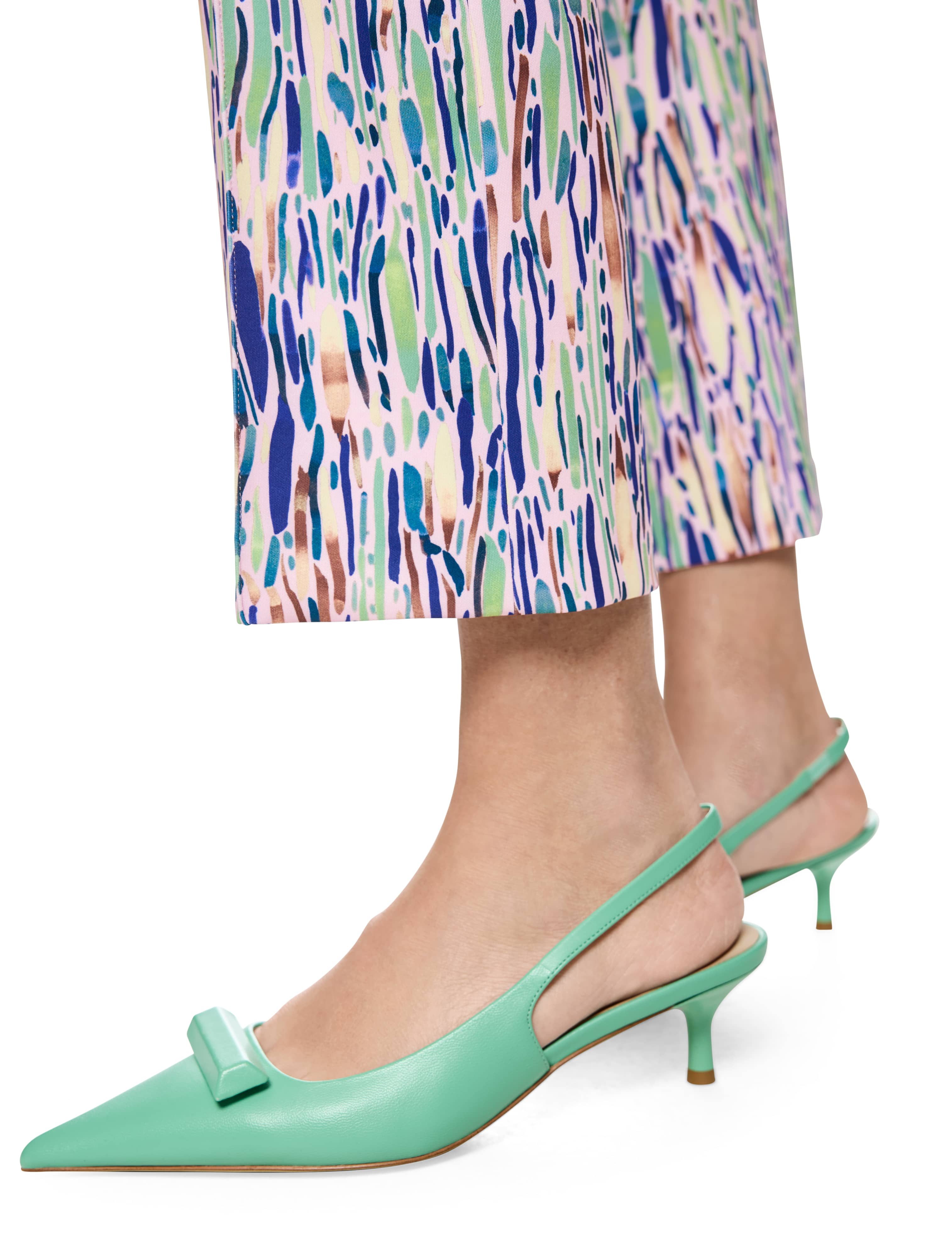 Marc Cain Jerseyhose Spring Fling Premium Damenmode Model: FORLI, aus Scubajersey, farbenfrohe Confetti Print