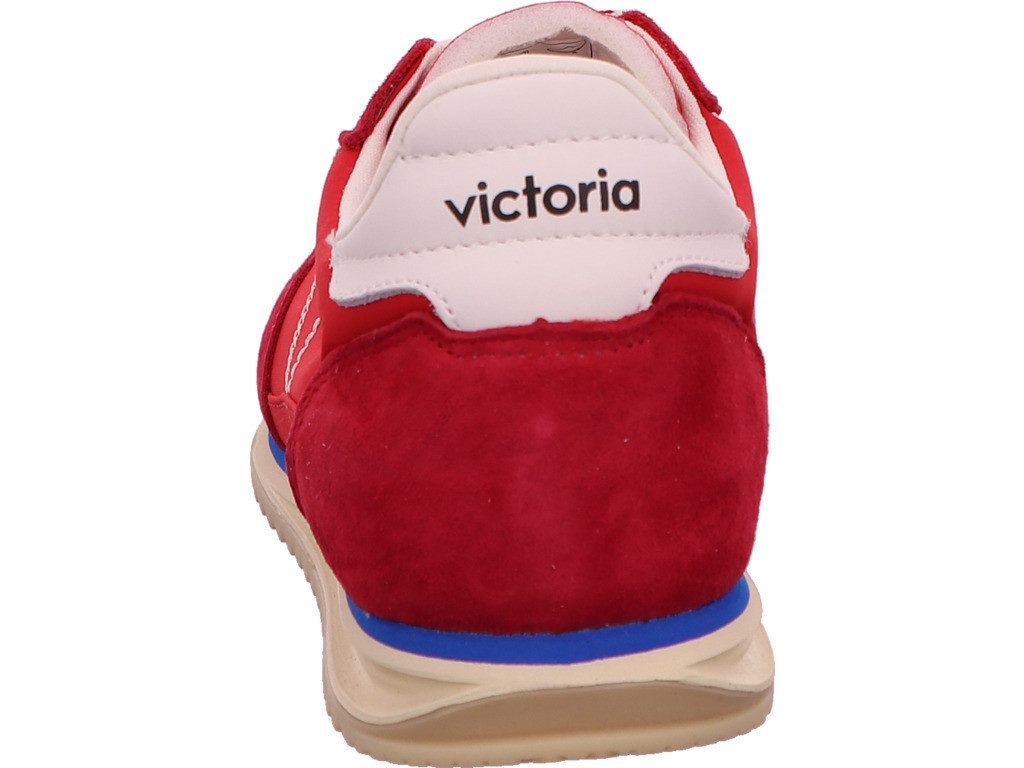 Victoria Sneaker