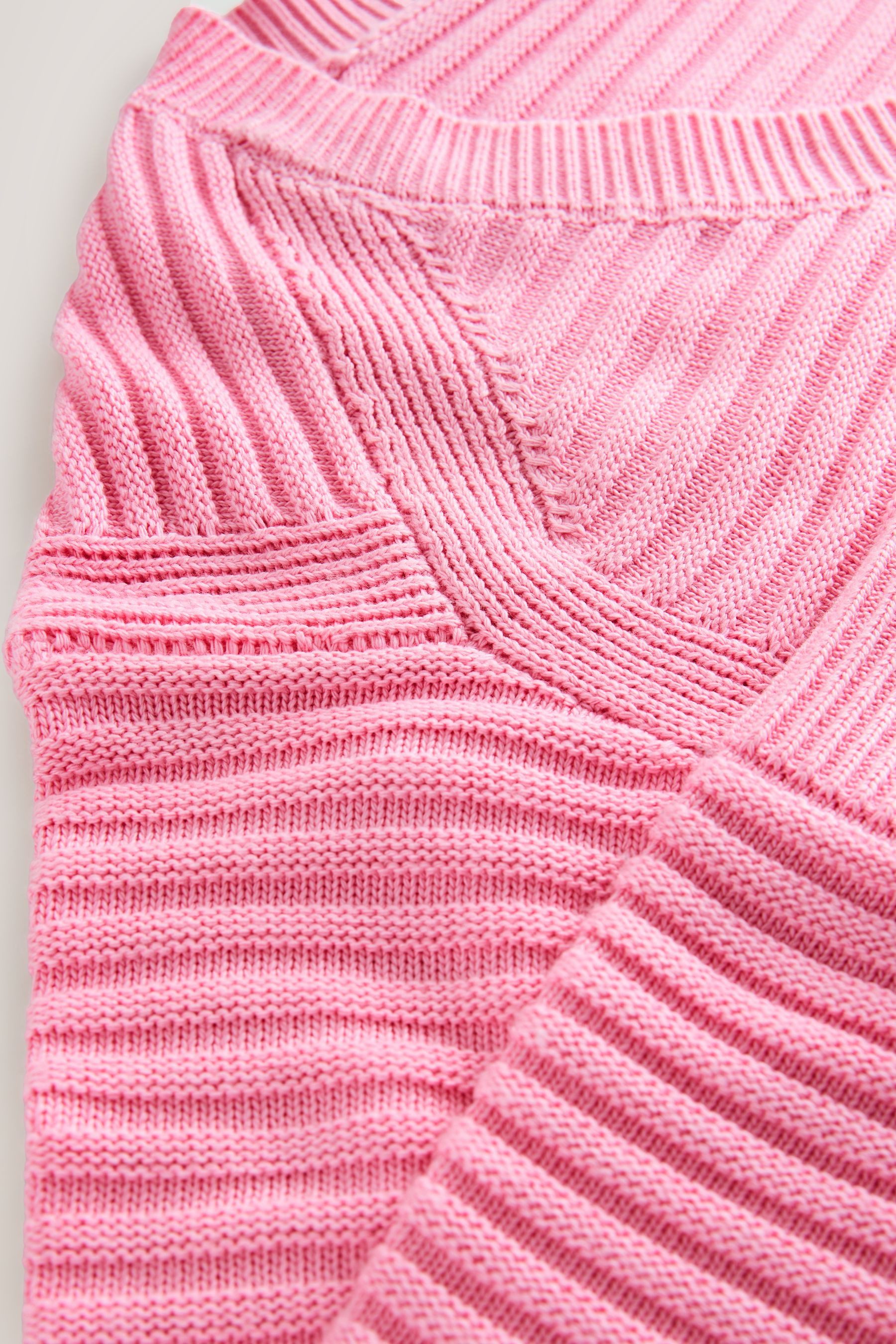 Next V-Ausschnitt-Pullover Gerippter Strickpullover mit V-Ausschnitt (1-tlg)