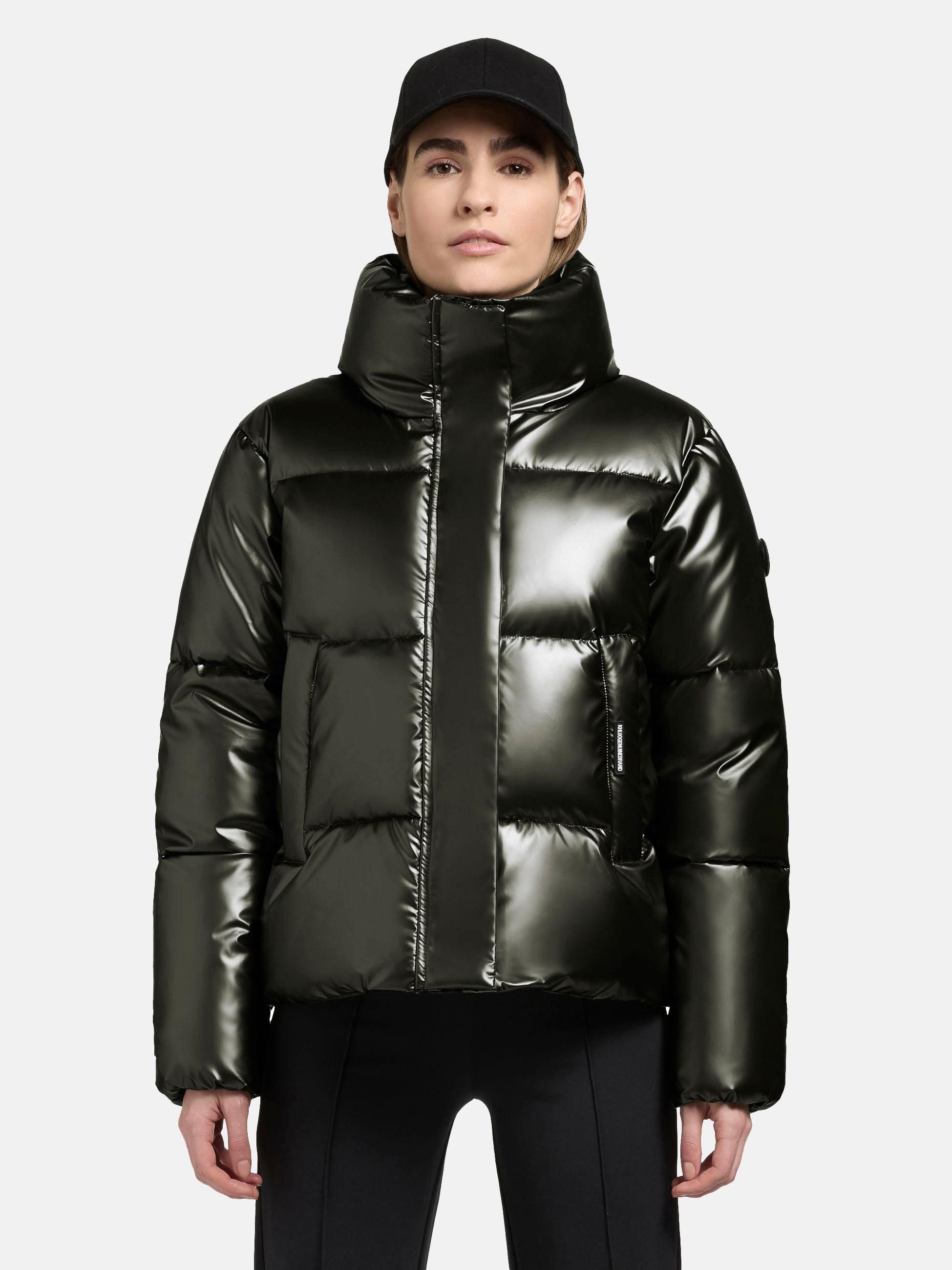 khujo Steppjacke Rinja Shiny-YM Glänzende kurze Winterjacke für Damen