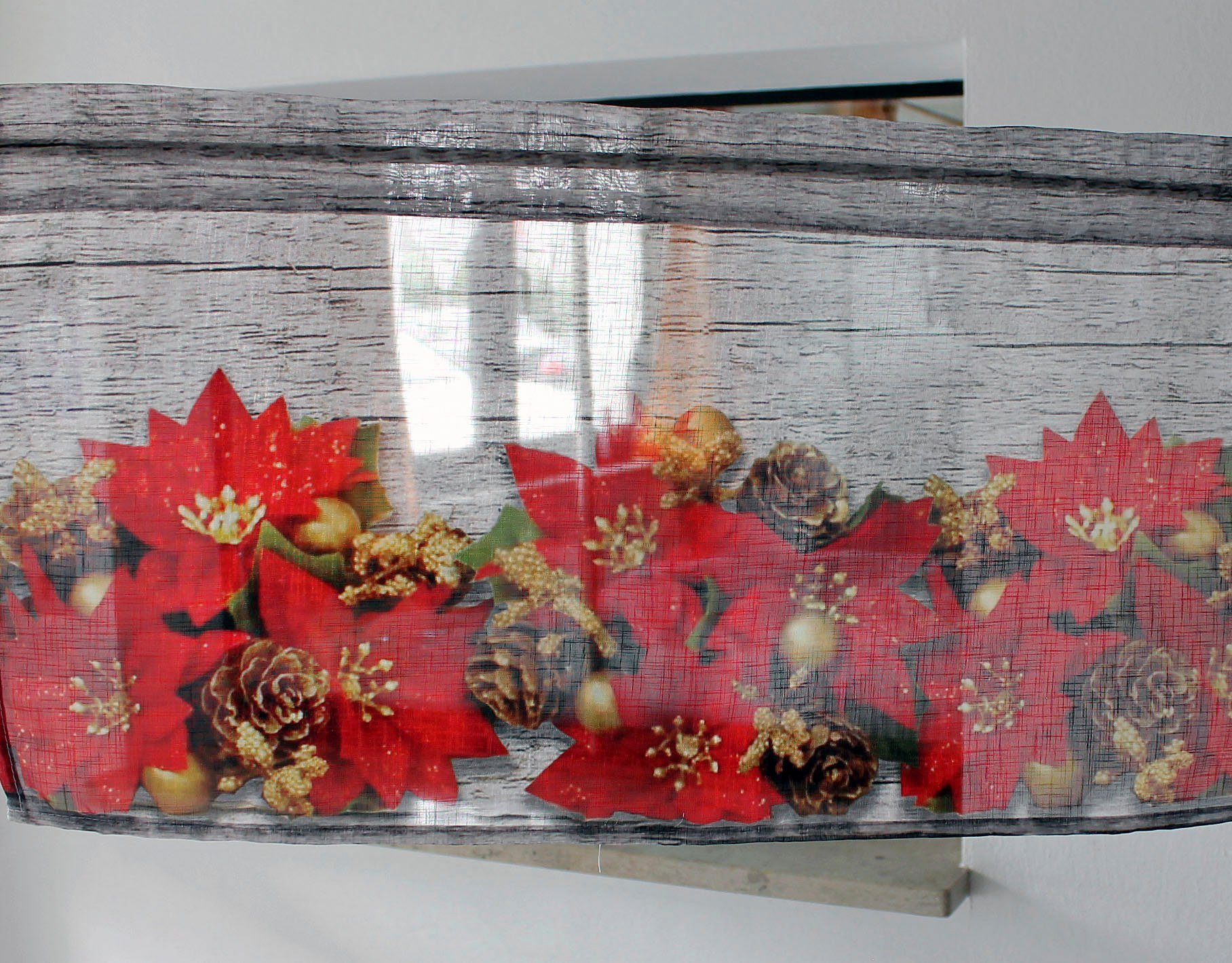 HOSSNER - ART OF HOME DECO Querbehang Weihnachtsstern (1 St), Stangendurchzug, halbtransparent, Organza, Hintergrund in Holzoptik