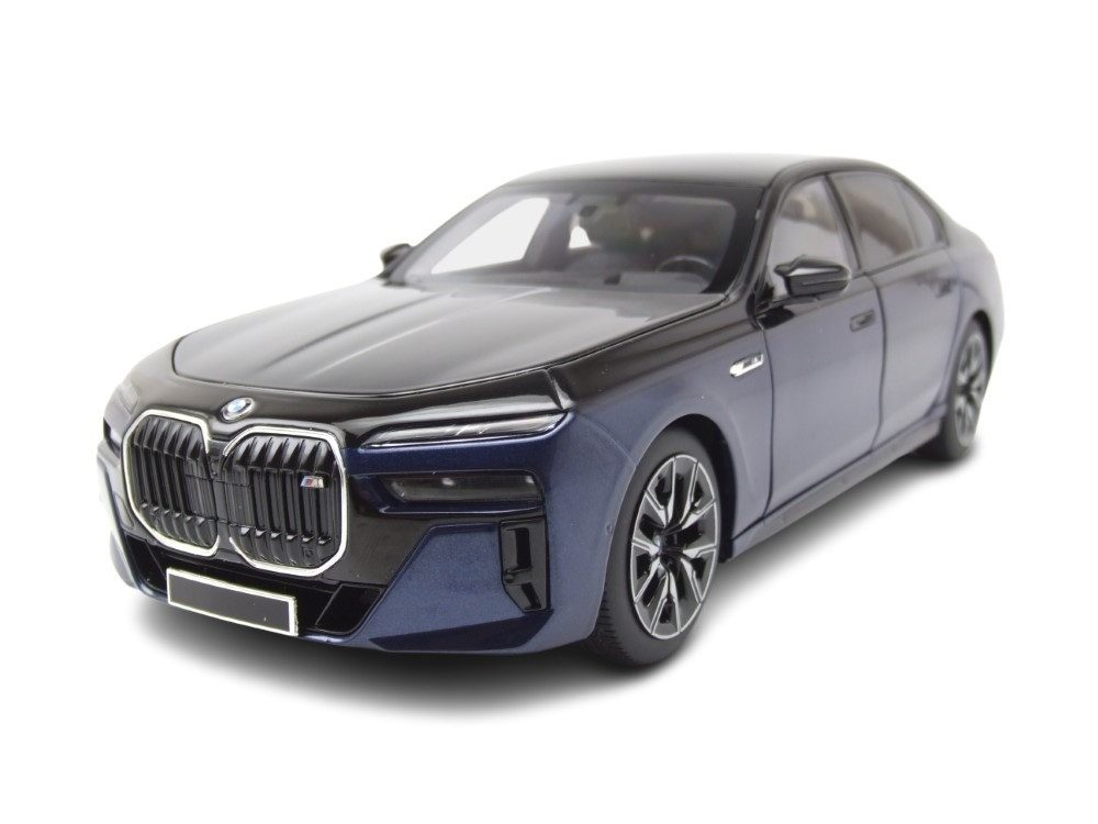 Minichamps Modellauto BMW i7 M70 (G70) 2024 blau schwarz metallic, Maßstab 1:18