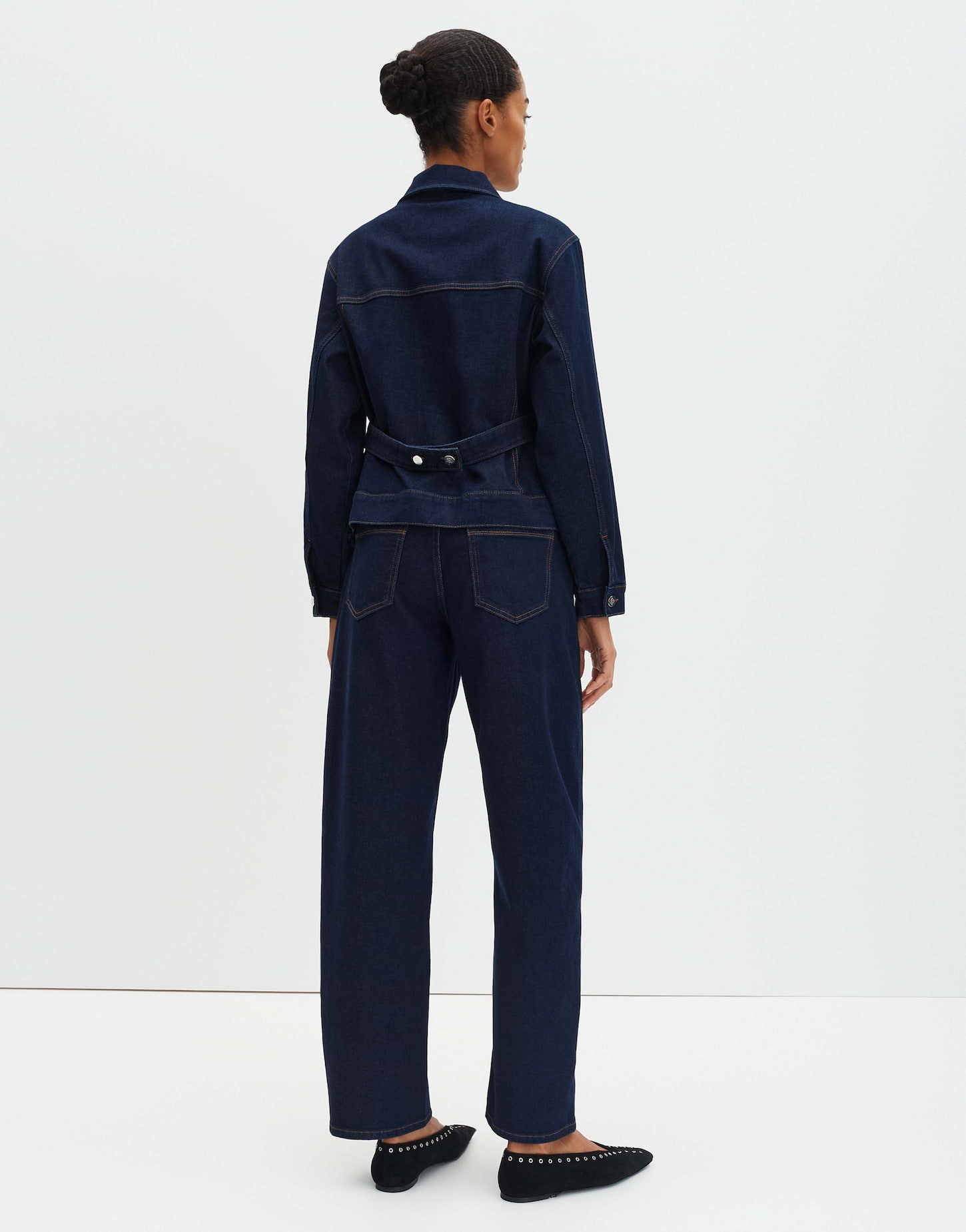 someday Jeansjacke NUSILIA Regular Rinse mit Gürteldetail lockere Passform, gerader Schnitt, leicht verkürzt geschnitten