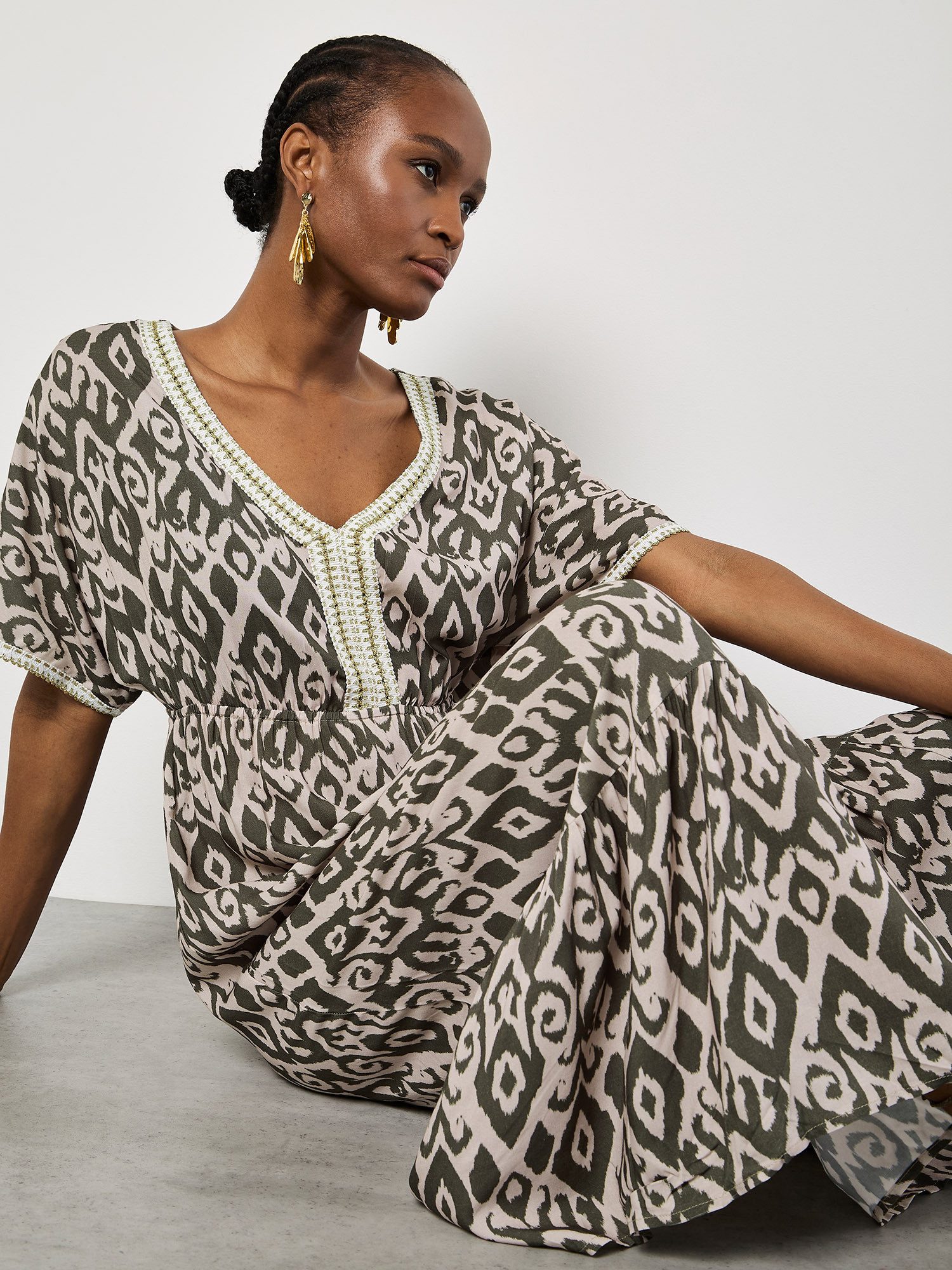Apricot Maxikleid Ikat-Batwing-Maxikleid mit Crochet-Details – Bild 5 von 5