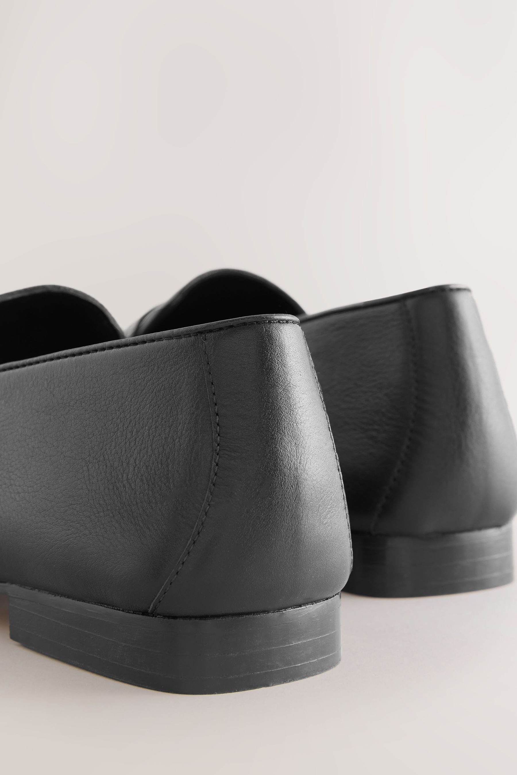 Next N. Premium Loafer mit Raffung Loafer (1-tlg)