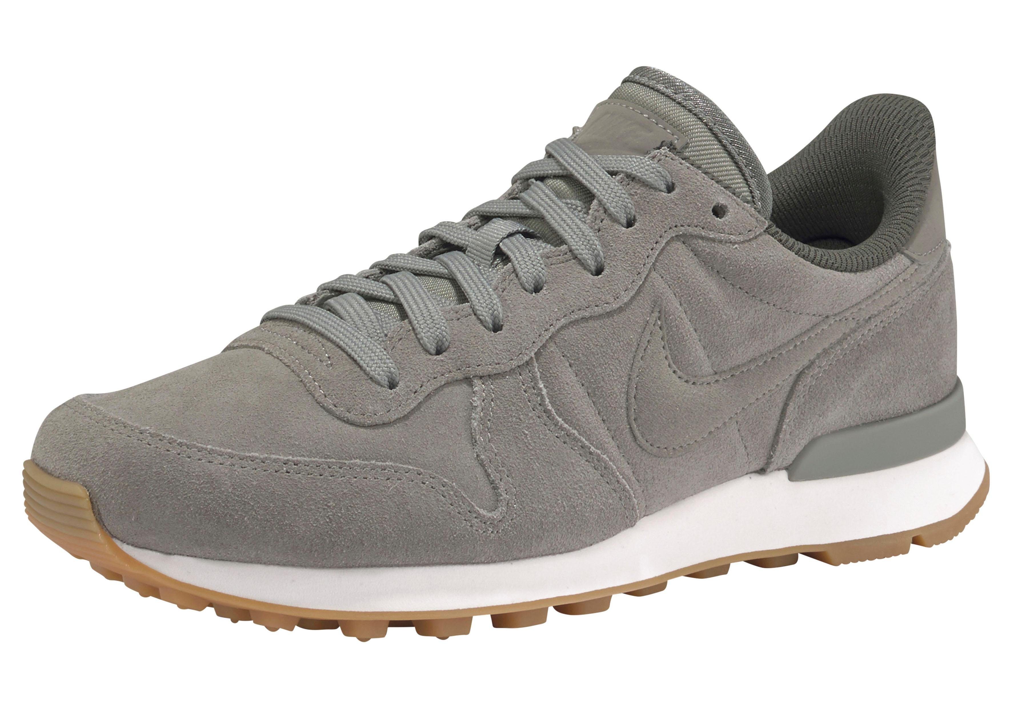 otto nike internationalist