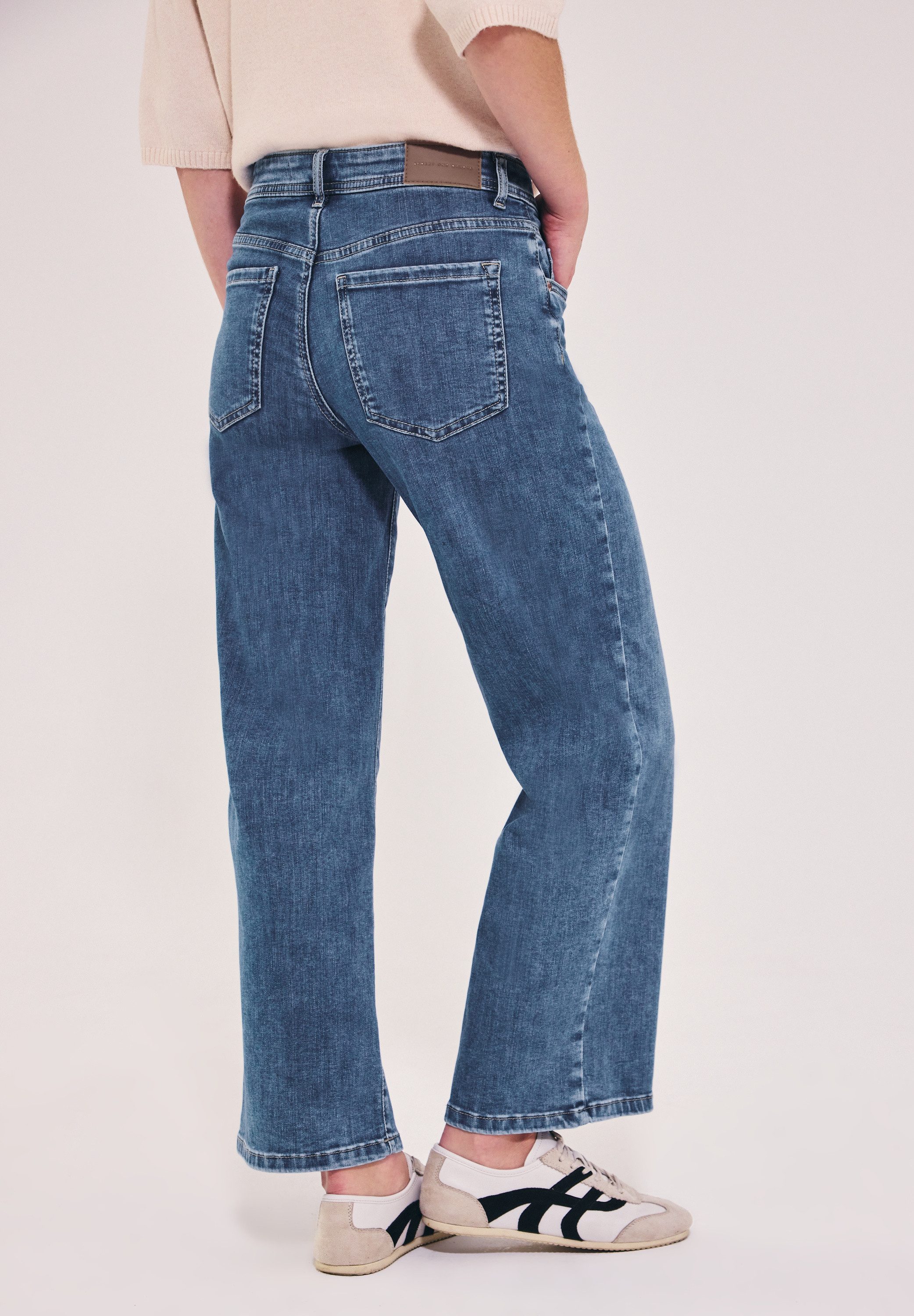 STREET ONE STUDIO Loose-fit-Jeans 5-Pocket-Style