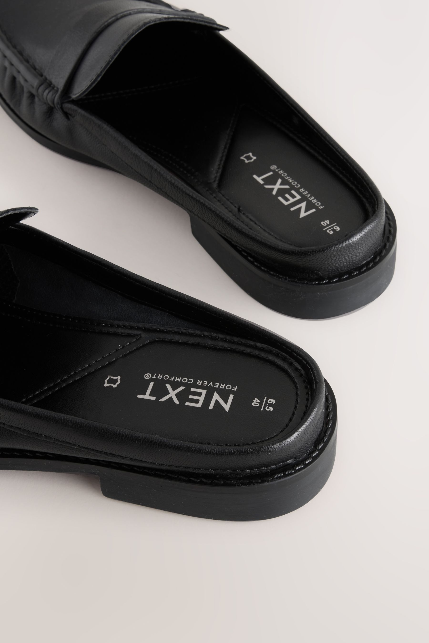 Next Forever Comfort® Pantoletten aus Leder mit Raffung Mules (1-tlg) günstig online kaufen