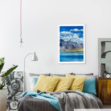 Sinus Art Poster Landschaftsfotografie 60x90cm Poster Berge am Pangong Tso See Tibet