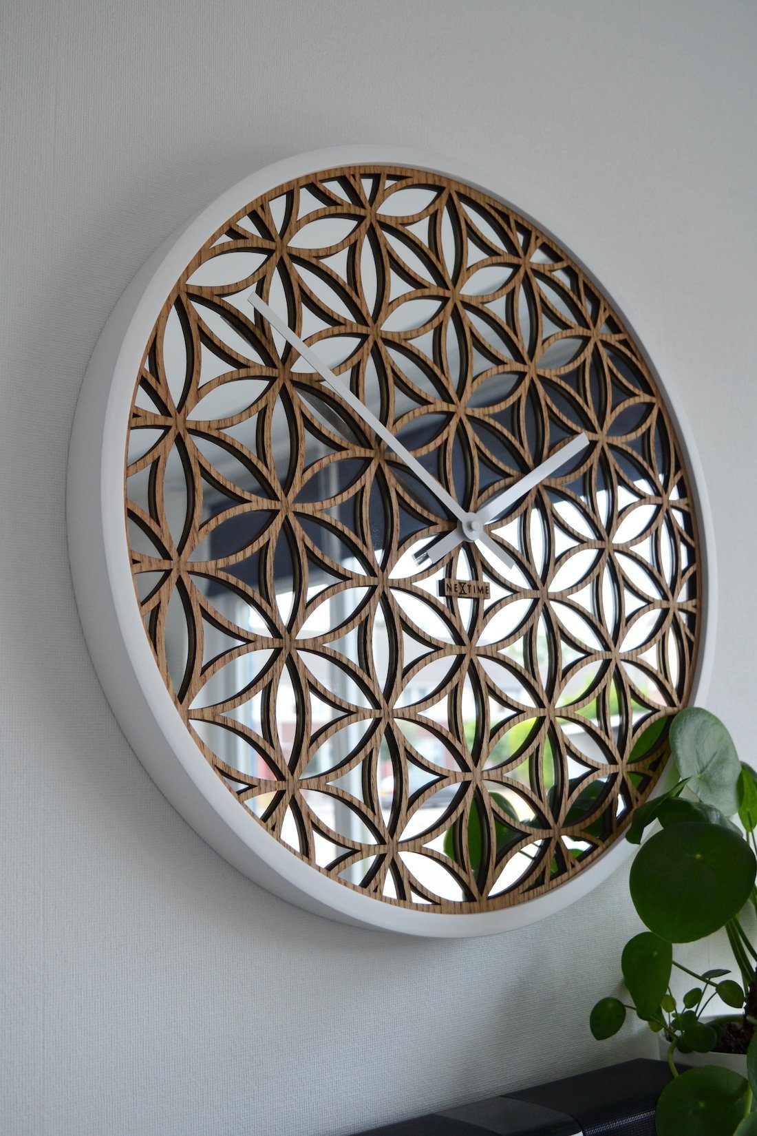 NEXTIME hinterlegt) Spiegelglas (Gehäuse und Wanduhr mit Holz aus weiß Blumenmuster 3194 und
