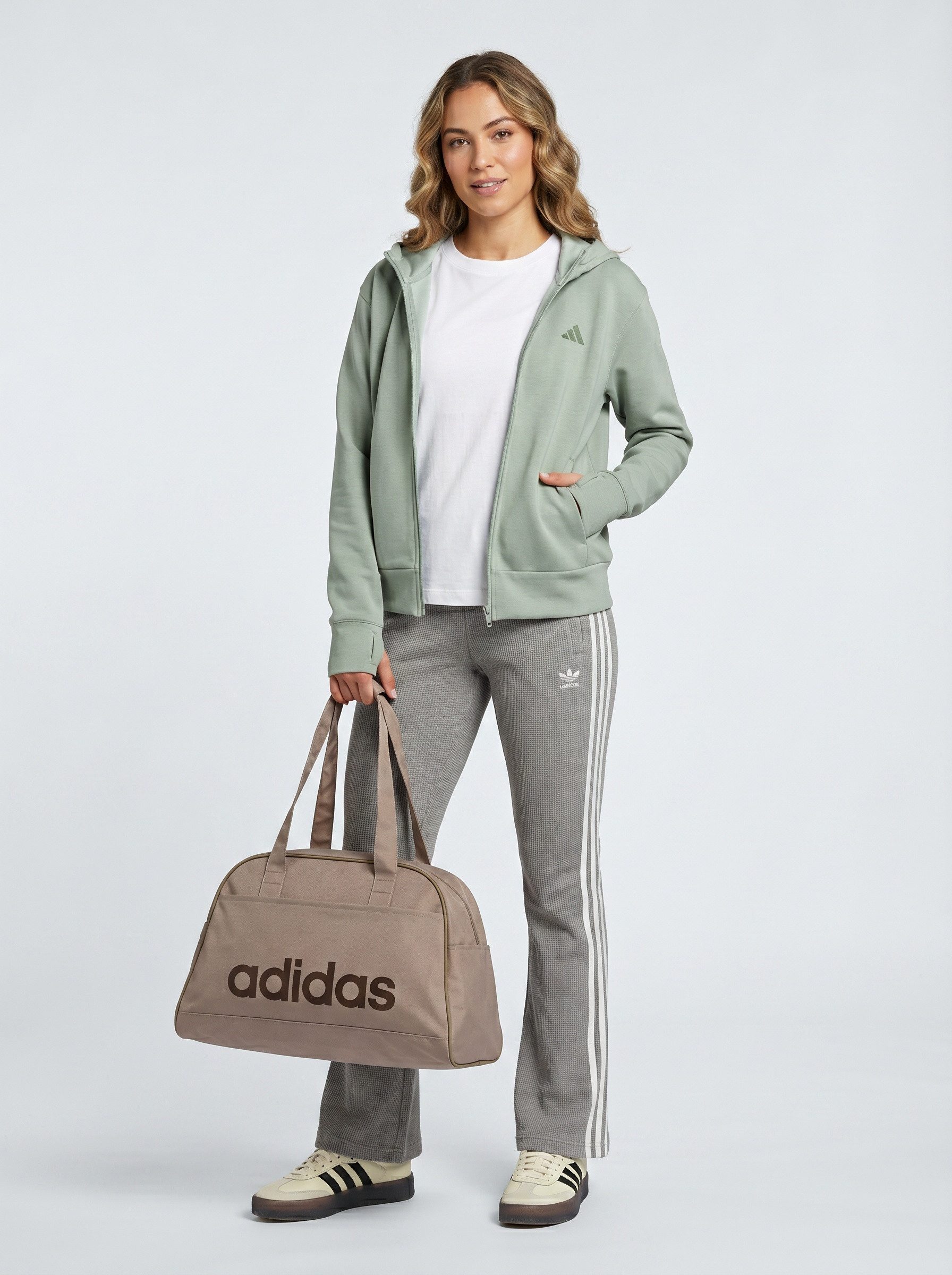 Zum Outfit 7