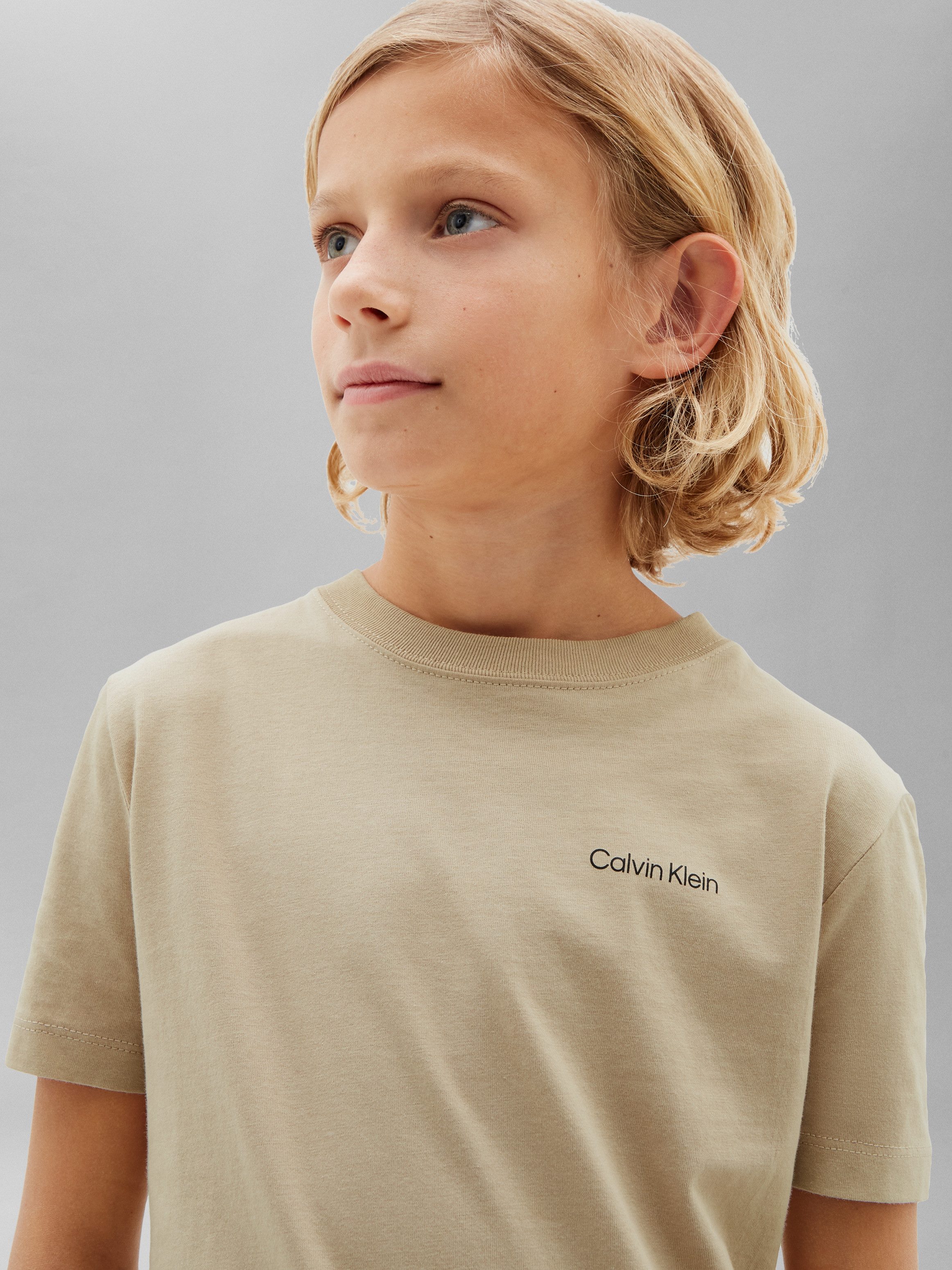 Calvin Klein Jeans T-Shirt SMALL CHEST INST.LOGO SS T-SHIRT Regular fit, Logoschriftzug