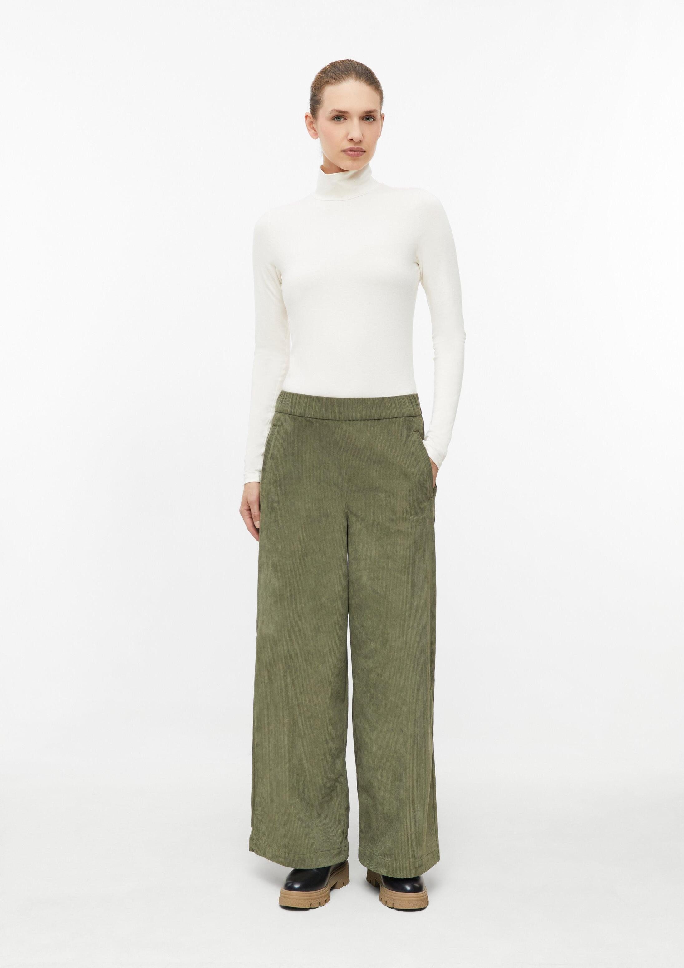 s.Oliver Chinos Hose Weiche Cord-Hose mit Wide Leg und Elastikbund