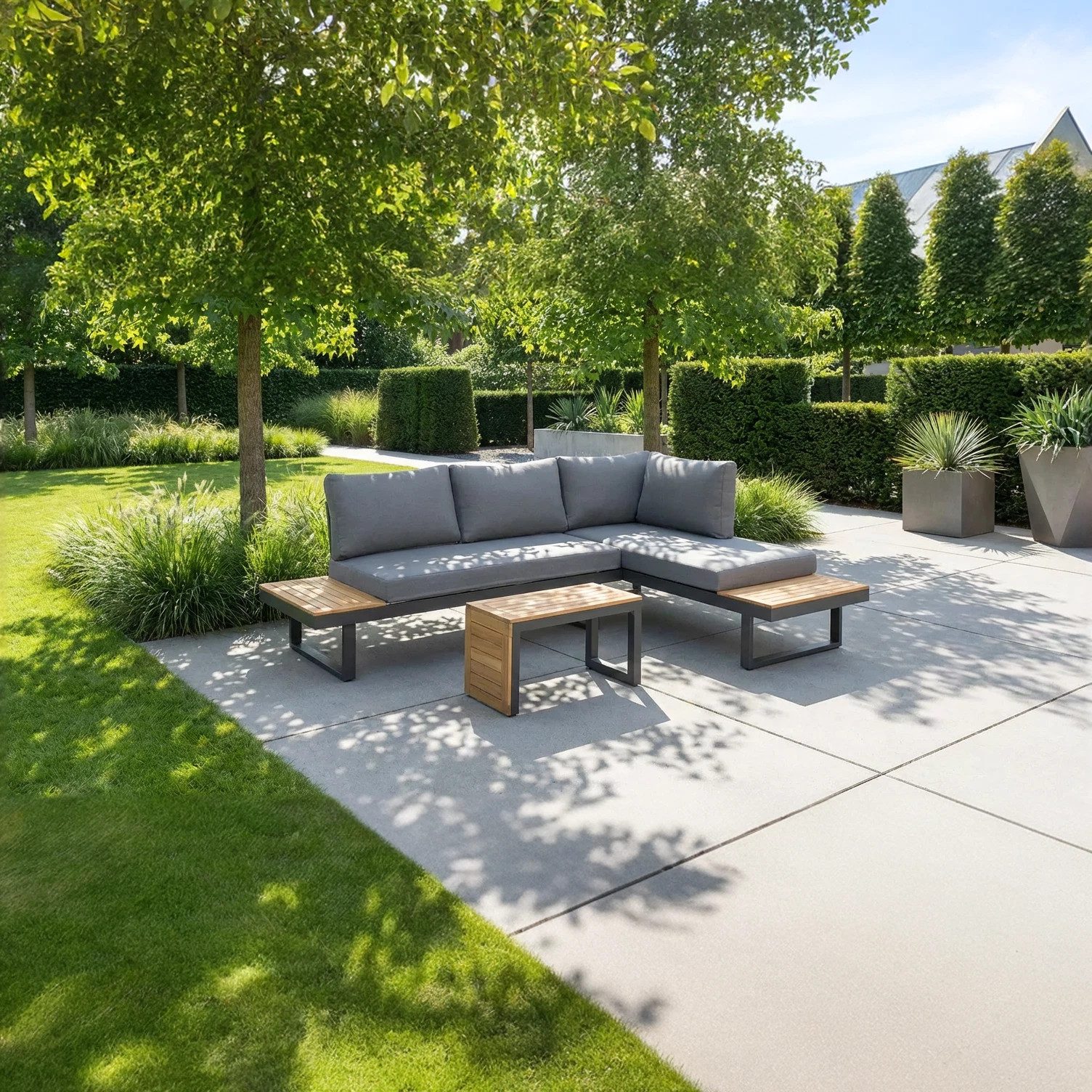 Greemotion Gartenlounge-Set Samara Lounge-Set Beige-Holz / Grau inkl. Auflagen & Tisch, (inkl. Auflagen), Farbe Anthrazit/Holz