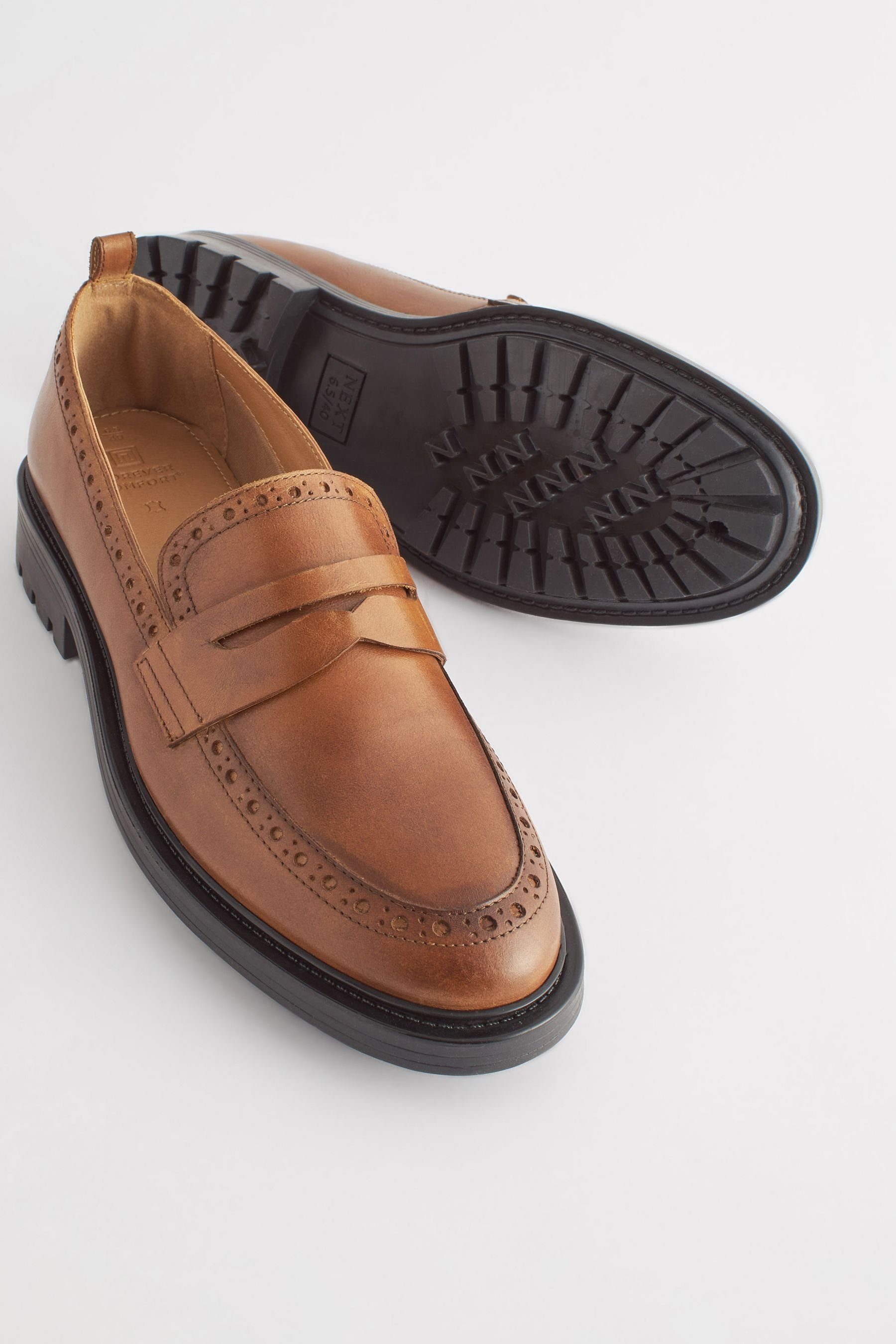 Next Forever Comfort® Lederloafer mit Brogue-Details Loafer (1-tlg)