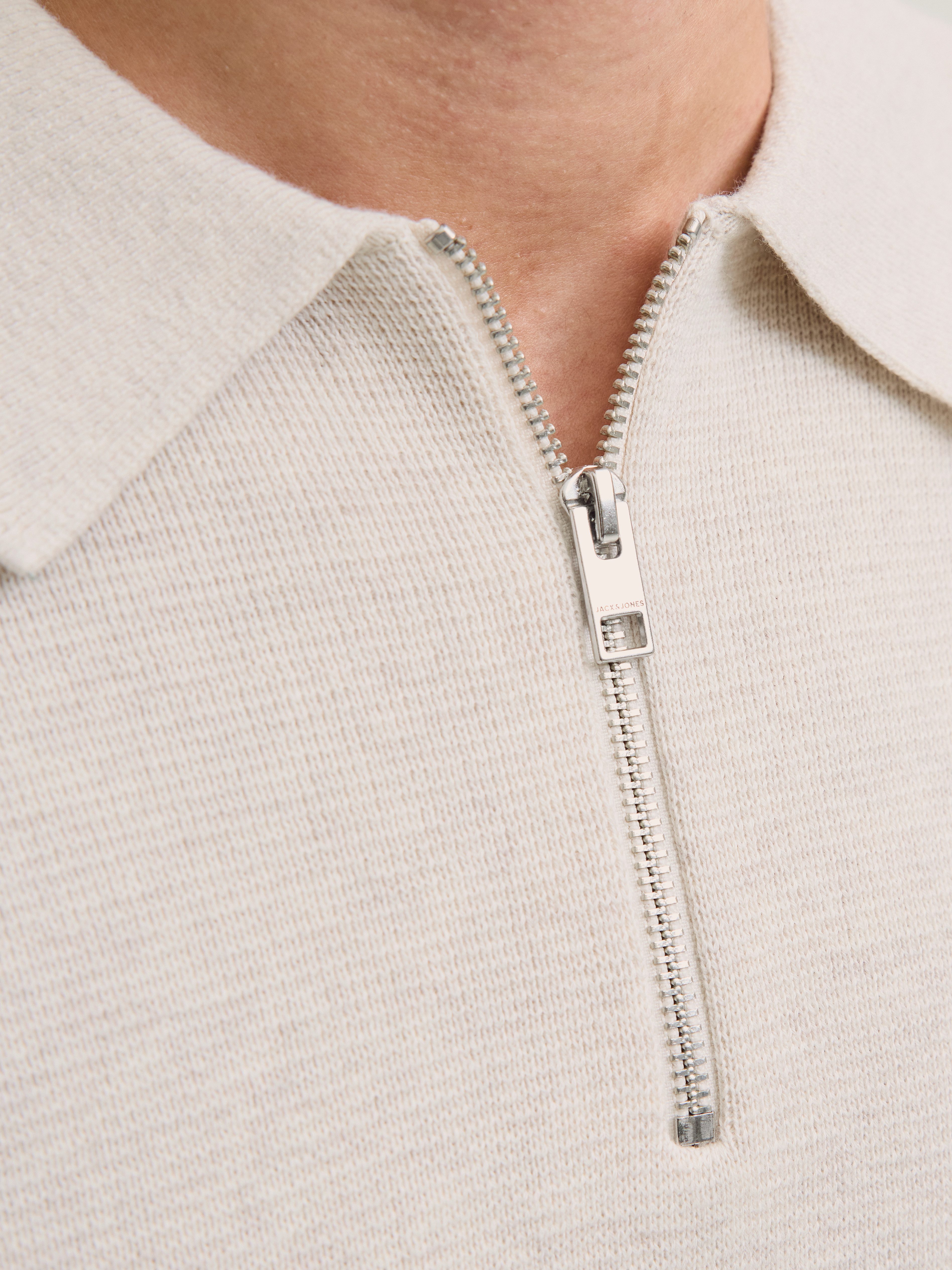 Jack & Jones Polokragenpullover JPRBLAMILANO STITCH KNIT ZIP POLO SN Baumwolle, locker geschnitten – Bild 4 von 5