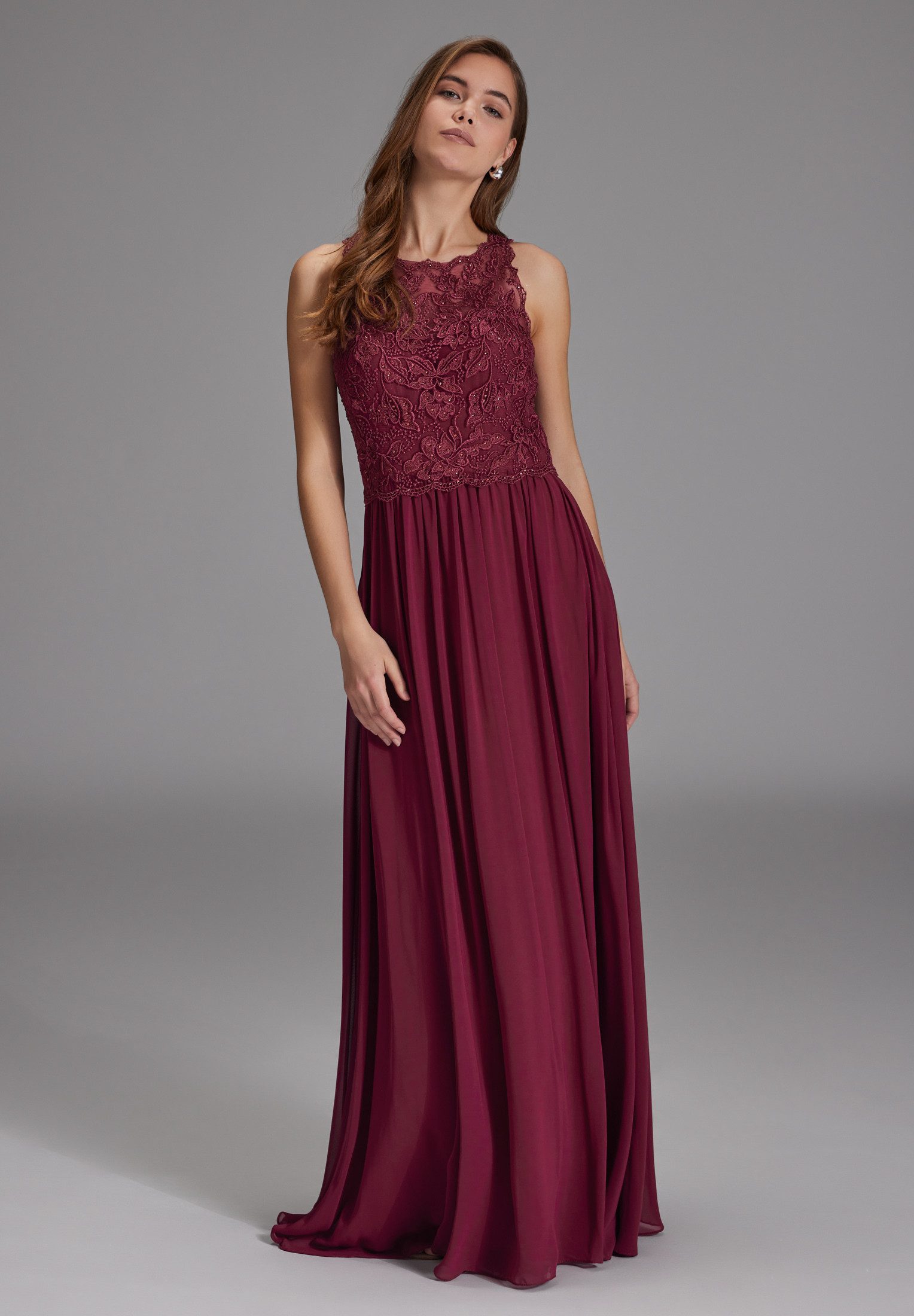 Hey Kyla Abendkleid - High-closed-Abendkleid mit floraler Spitze Taillierter Schnitt mit ausgestelltem Rockteil – Bild 5 von 5