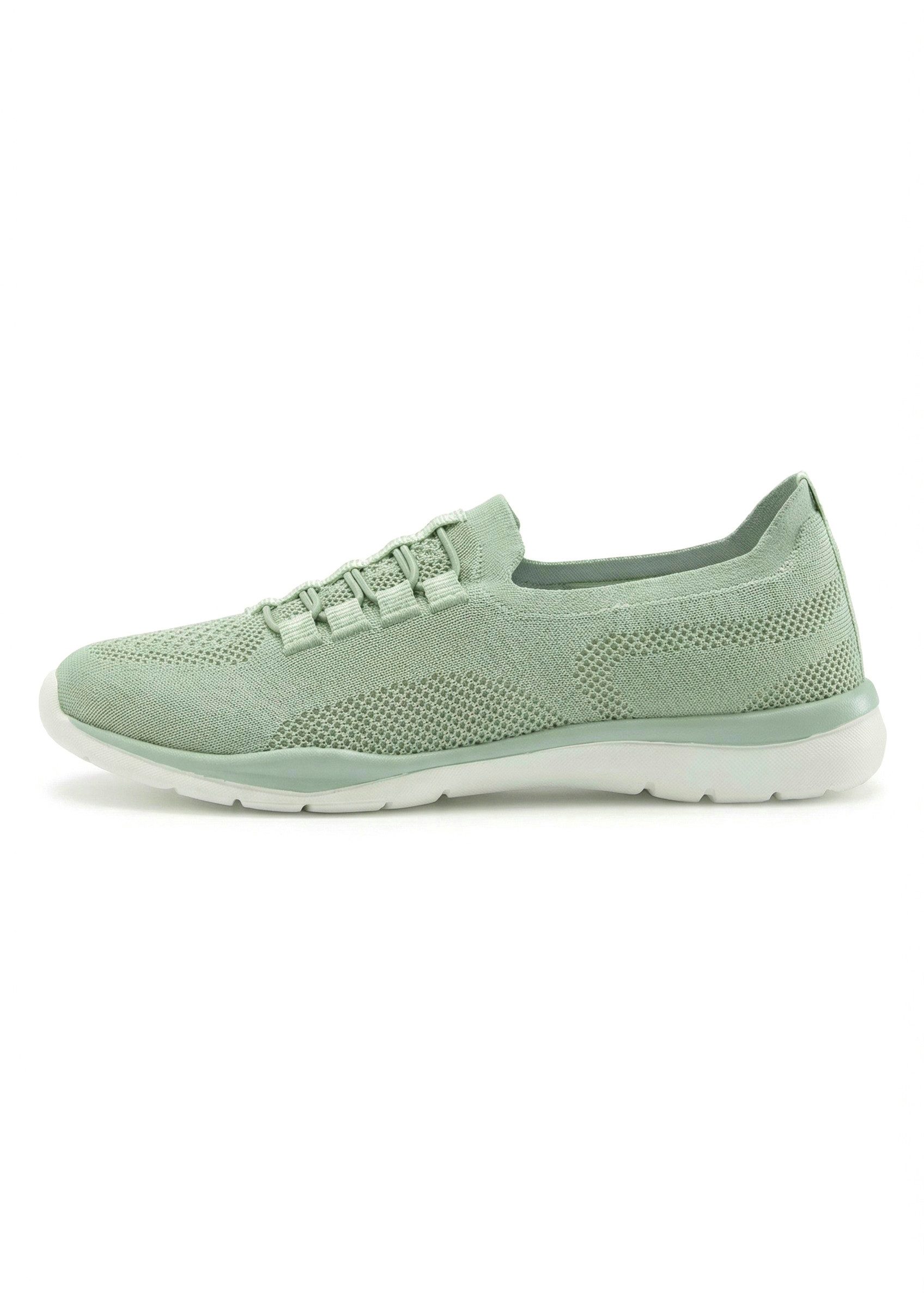 LASCANA Slipper, Halbschuh, Slip-On-Sneaker, Sneaker aus leichtem Textil-Material VEGAN