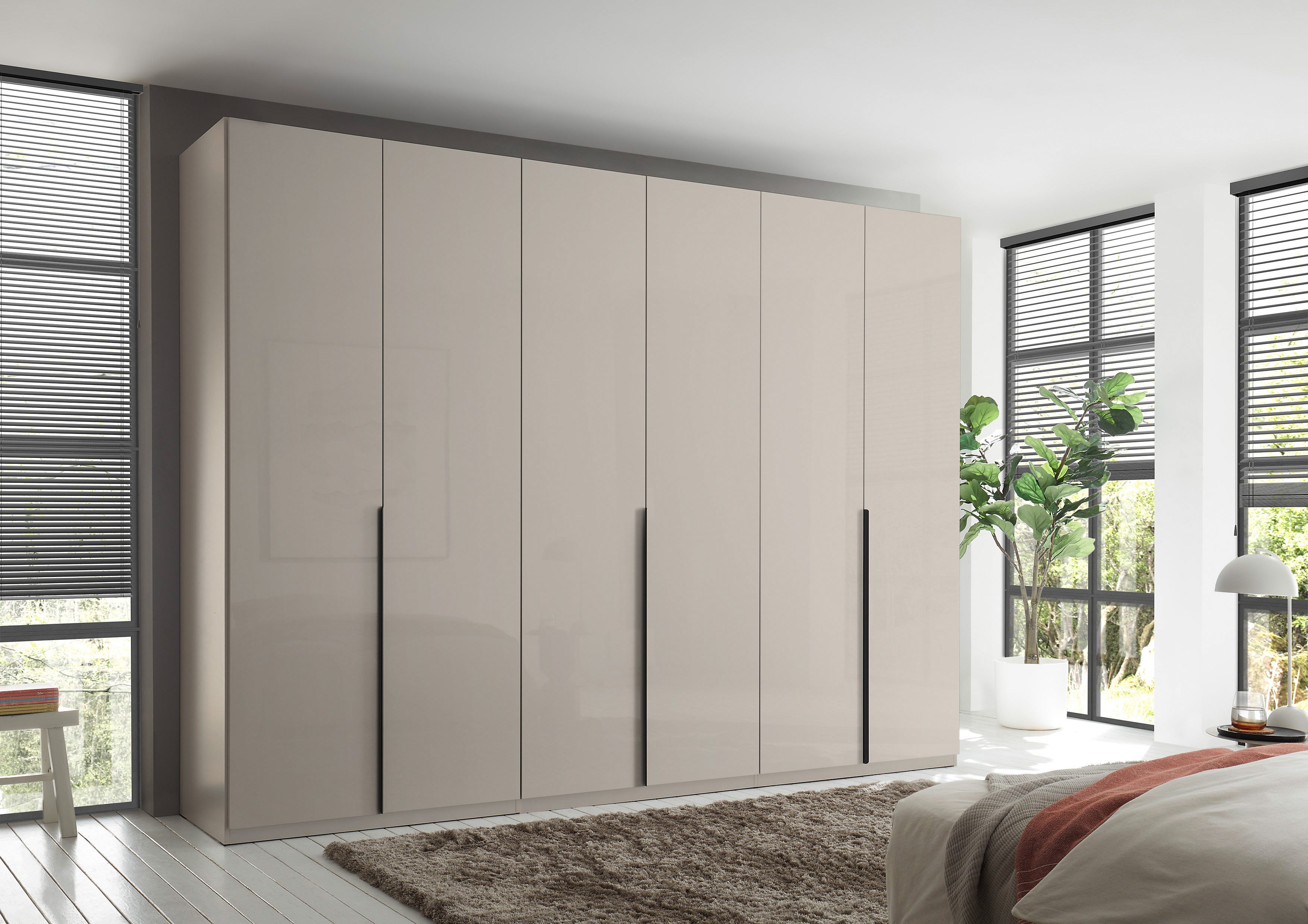 möbel-direkt.de Kleiderschrank Luxus in Kashmir (komplett, 1-St., Drehtürenkleiderschrank) Hochglanz, Hoteleinteilung, Schubkastencontainer