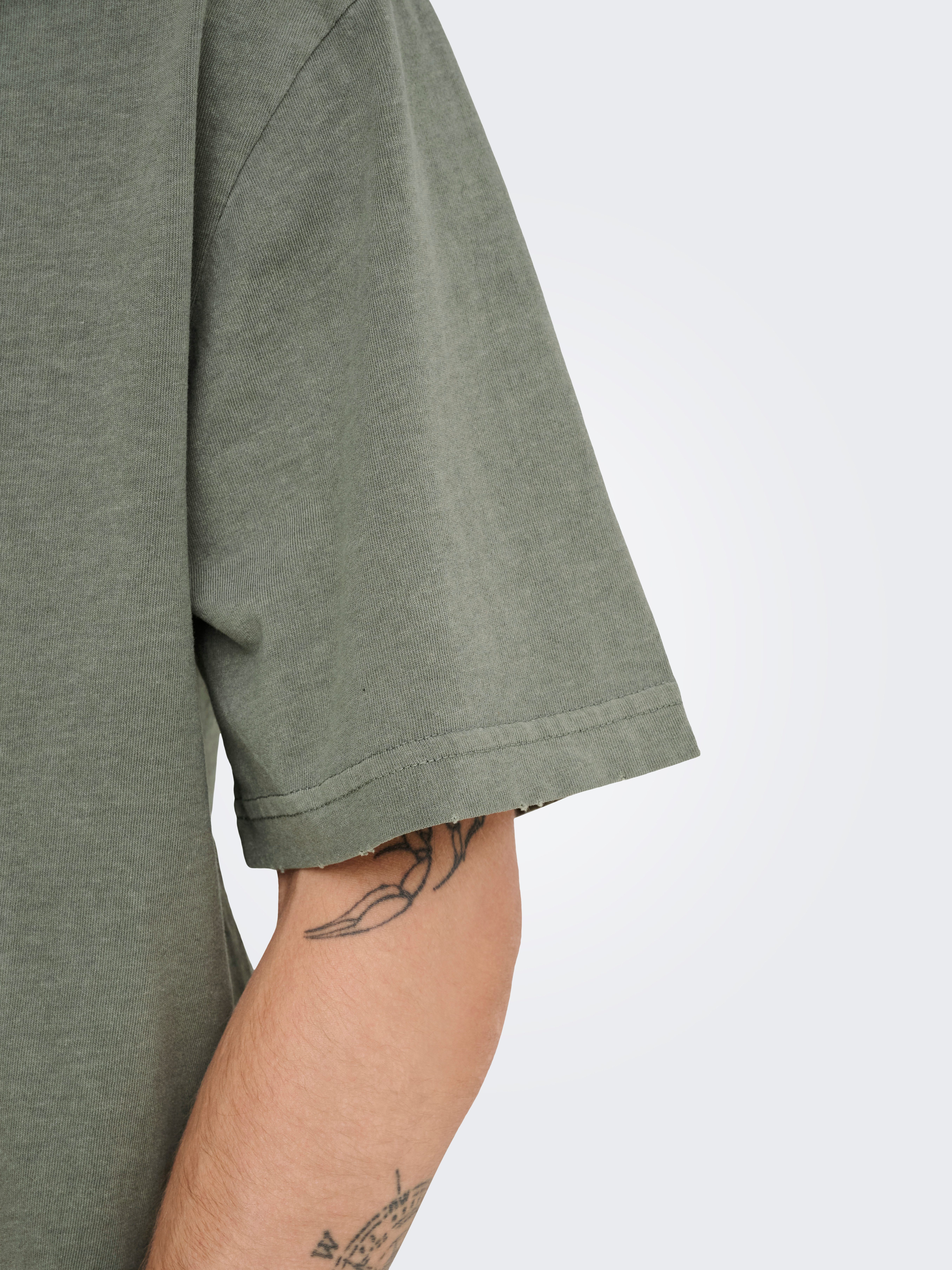 ONLY & SONS Rundhalsshirt ONSDISTRESS RLX SS TEE
