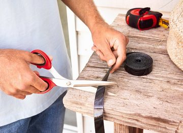 tesa Insektenschutz-Vorhang Insect Stop Magnetvorhang selbstschließend, (Packung, 1-St., Magnetvorhang, selbstklebendes Klettband), Insektenschutzvorhang mit Magneten - für Balkon- und Terrassentüren