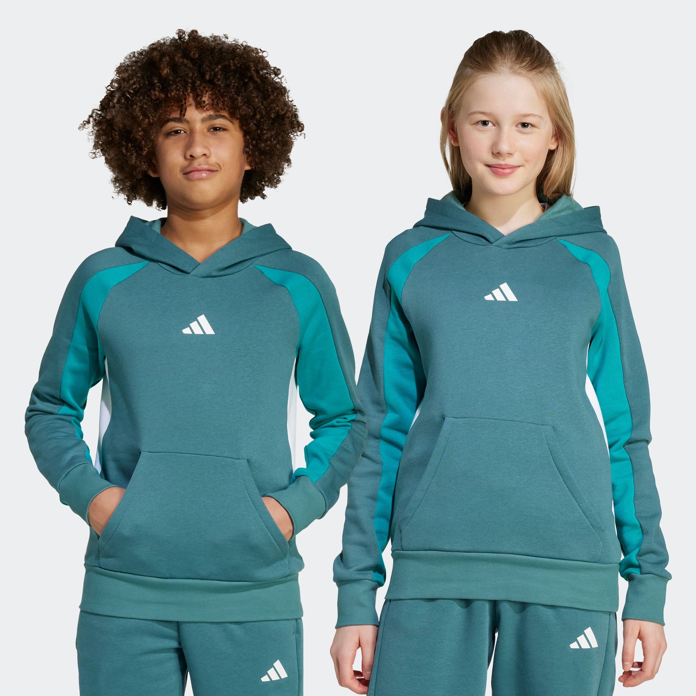 adidas Sportswear Kapuzensweatshirt SEASONAL ESSENTIALS COLORBLOCK KIDS HOODIE