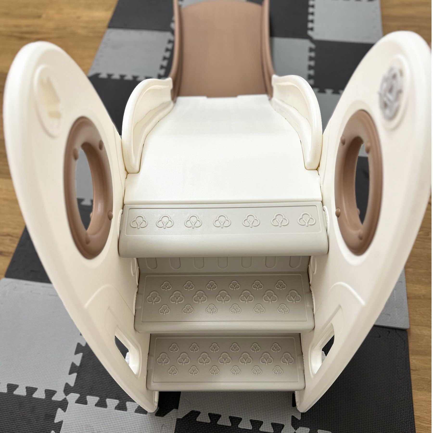 TikTakToo Indoor Slide, Garden Slide, Children's Slide, Motor Skills Trainer (easy assembly, complete playset), environmentally friendly HDPE, for children aged 1 and up, foldable