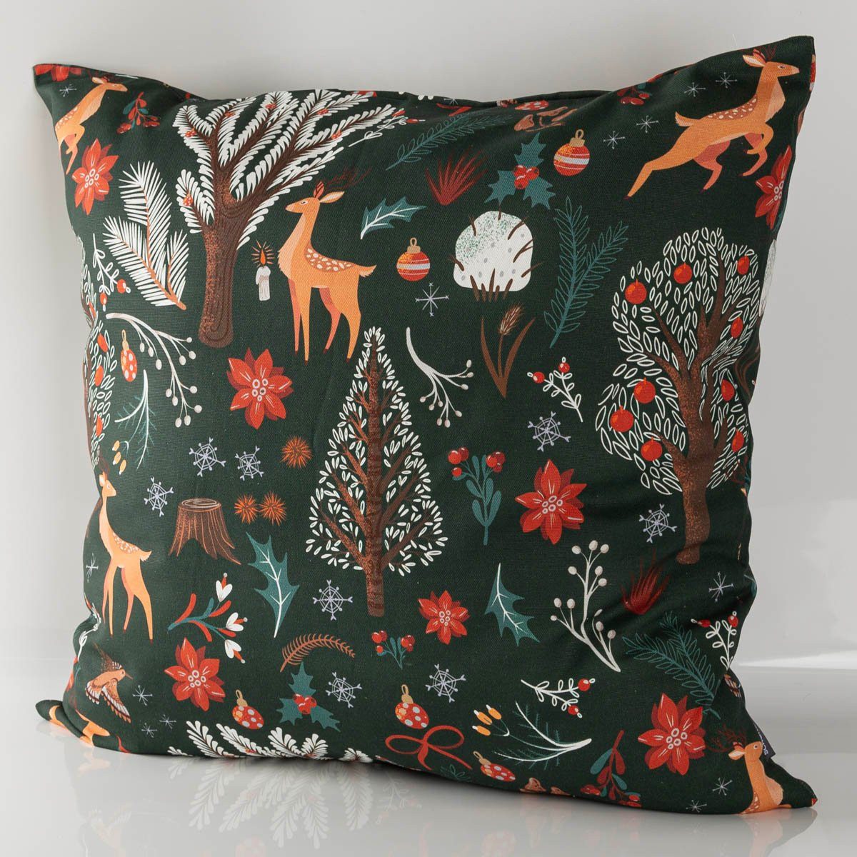 SCHÖNER LEBEN. Dekokissen Kissenhülle Scandi Winter Forest versch. Größen von SCHÖNER LEBEN.