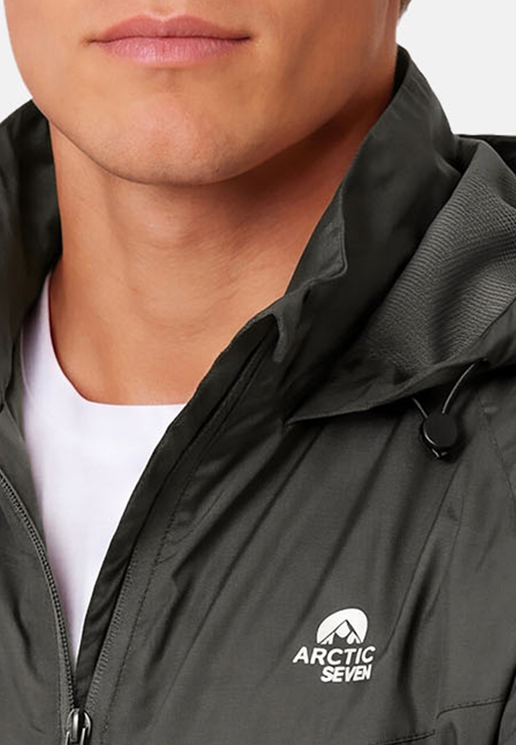 Arctic Seven Regenjacke Herren leicht mit Kapuze – Wasserabweisende Outdoorjacke mit hochstehendem Kragen – Bild 5 von 5