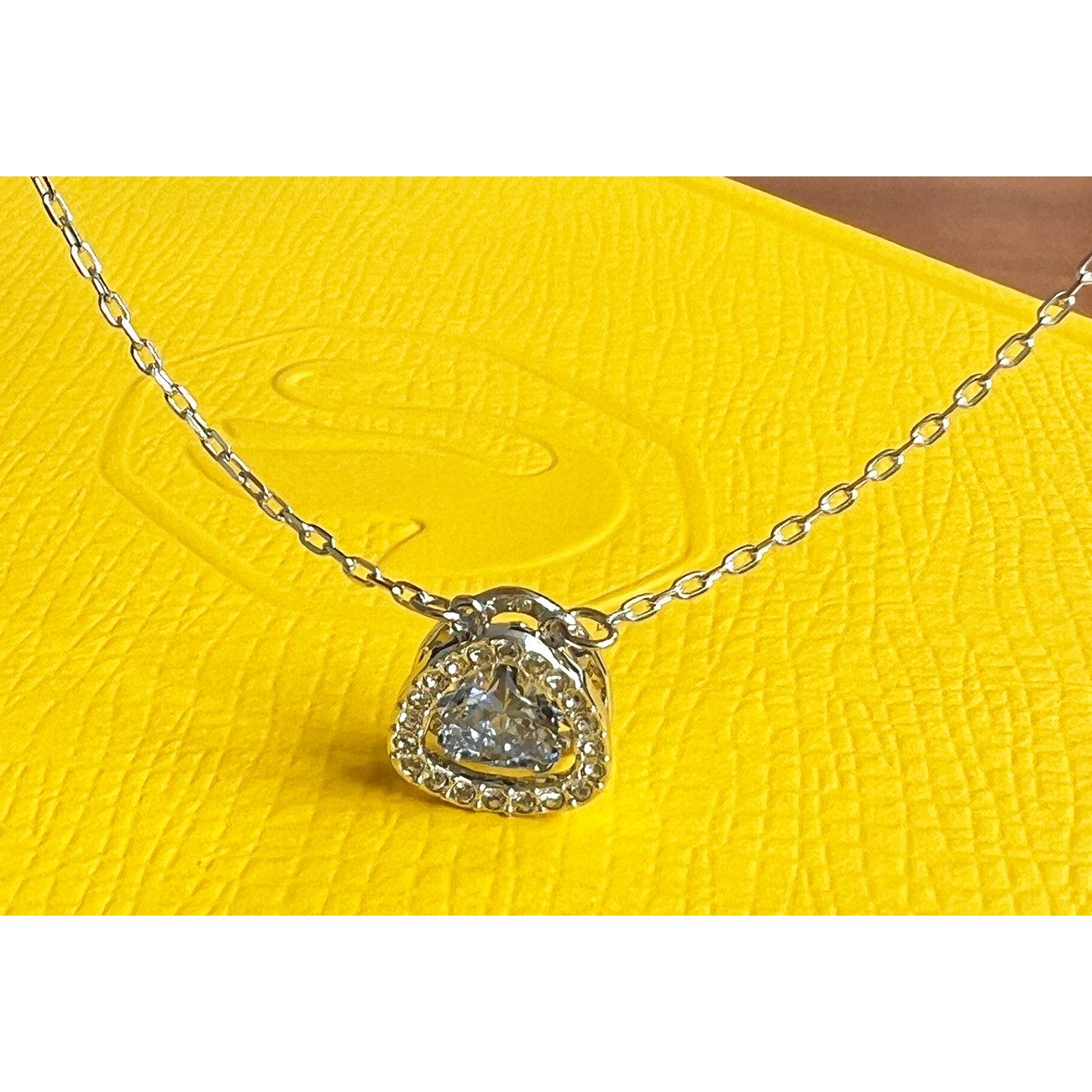 Swarovski Kette mit Anhänger günstig online kaufen