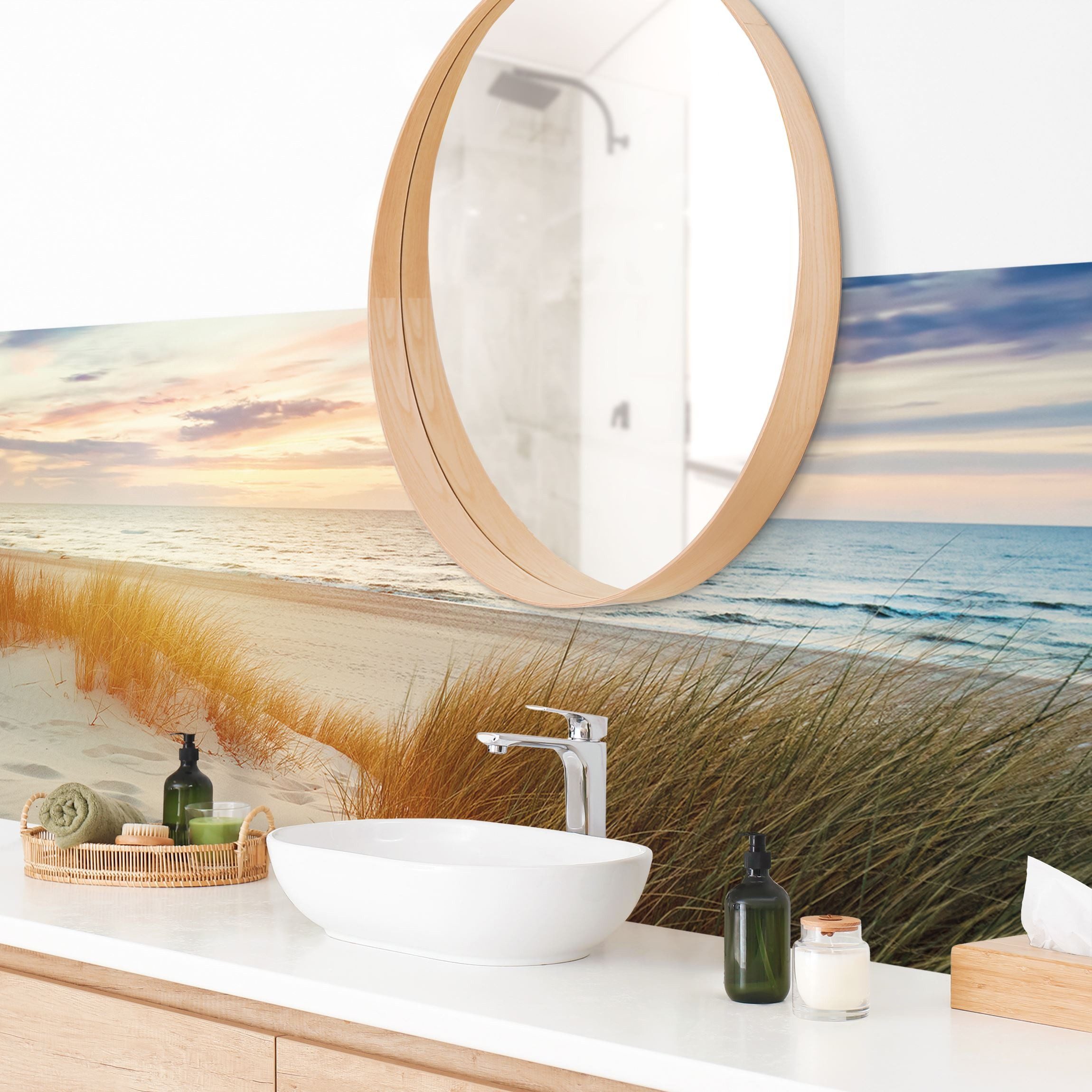 Bilderdepot24 Badrückwand beige fugenlose Wandverkleidung Bad Tropisch, (Hartfolie matt » Selbstklebend SMART 0,35 mm), wasserfestes Wandpaneel Grasdünen an der Ostsee