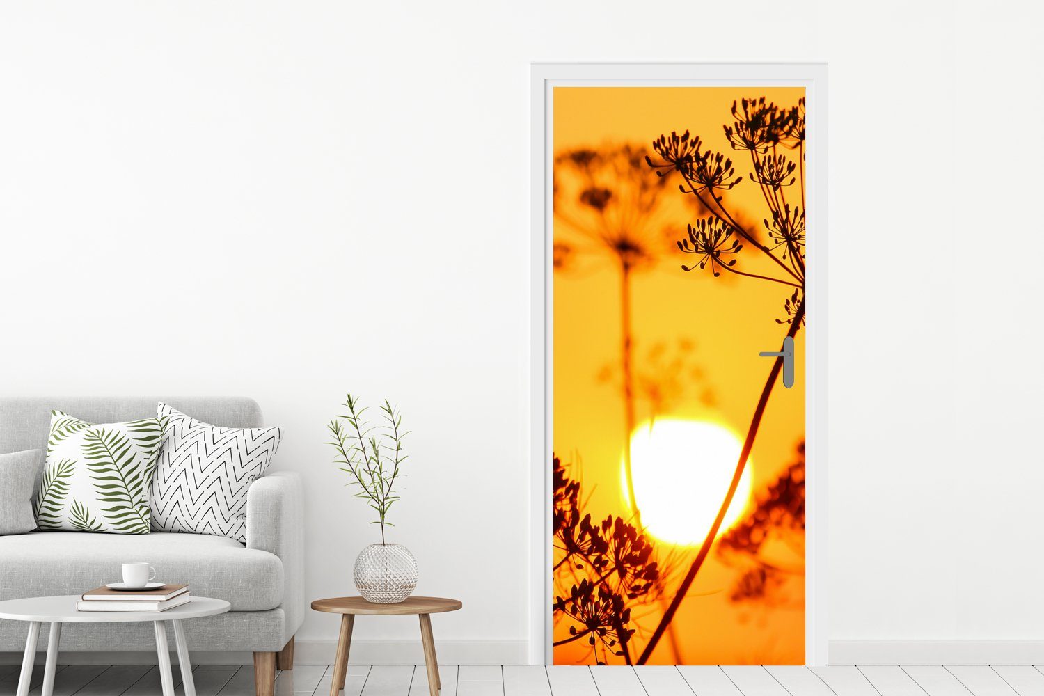 Pflanzen cm Matt, - Blumen Orange, bedruckt, für - (1 MuchoWow Türaufkleber, Tür, Fototapete Türtapete 75x205 St), - Sonnenuntergang