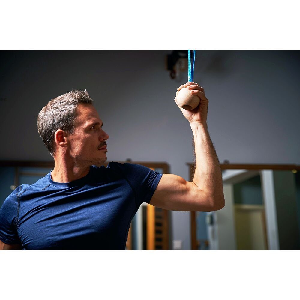 den Ganzkörpertrainer Sport-Thieme Handkraft die Trainiert stärkt Oberkörper Kletter-Kugelgriff, und