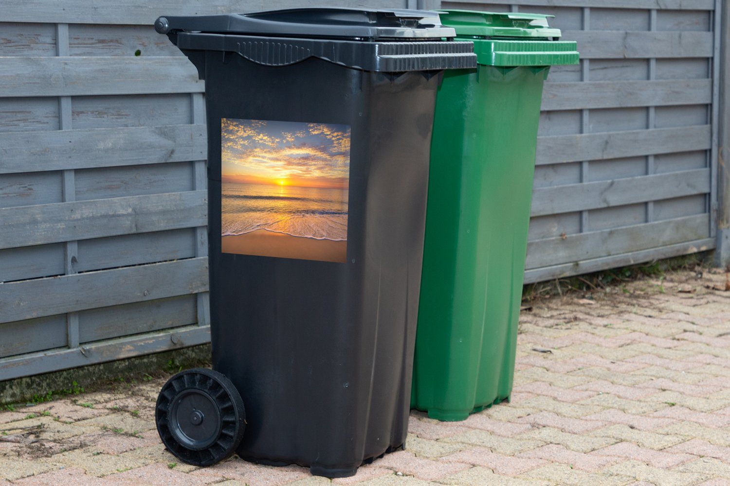 Strand Meer Wandsticker St), MuchoWow - Abfalbehälter Mülleimer-aufkleber, Sonnenuntergang (1 Container, Mülltonne, Sticker, -