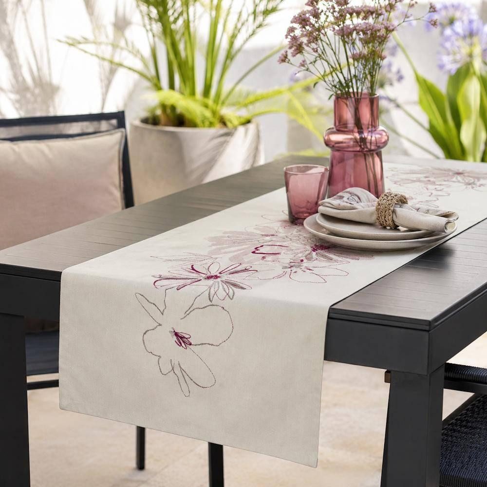 sander table + home Tischläufer Tischläufer Big Bloom in Red Plum 50 x 140 cm