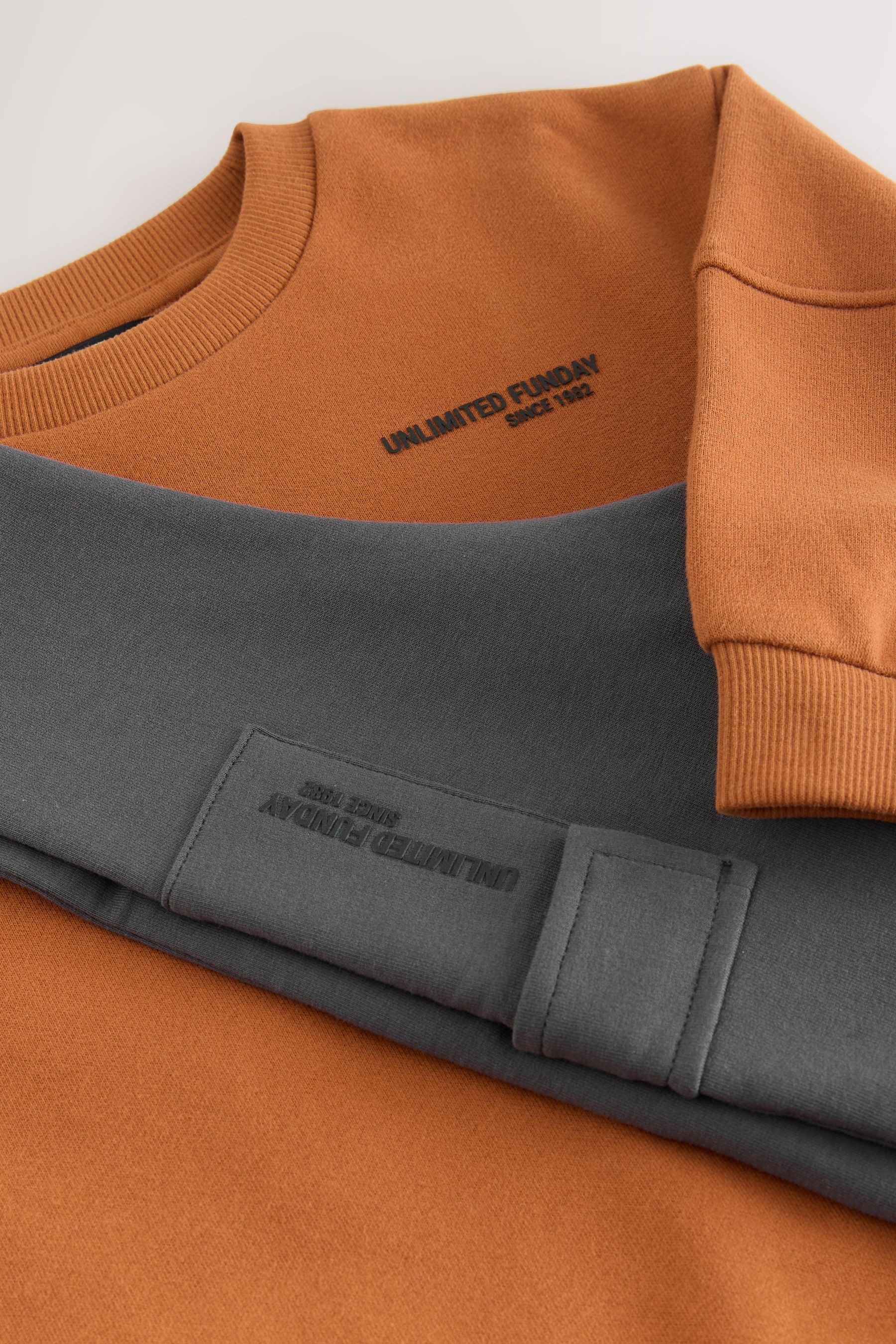 Next Sweatanzug Sweatshirt und Utility-Jogginghose im Set (2-tlg)