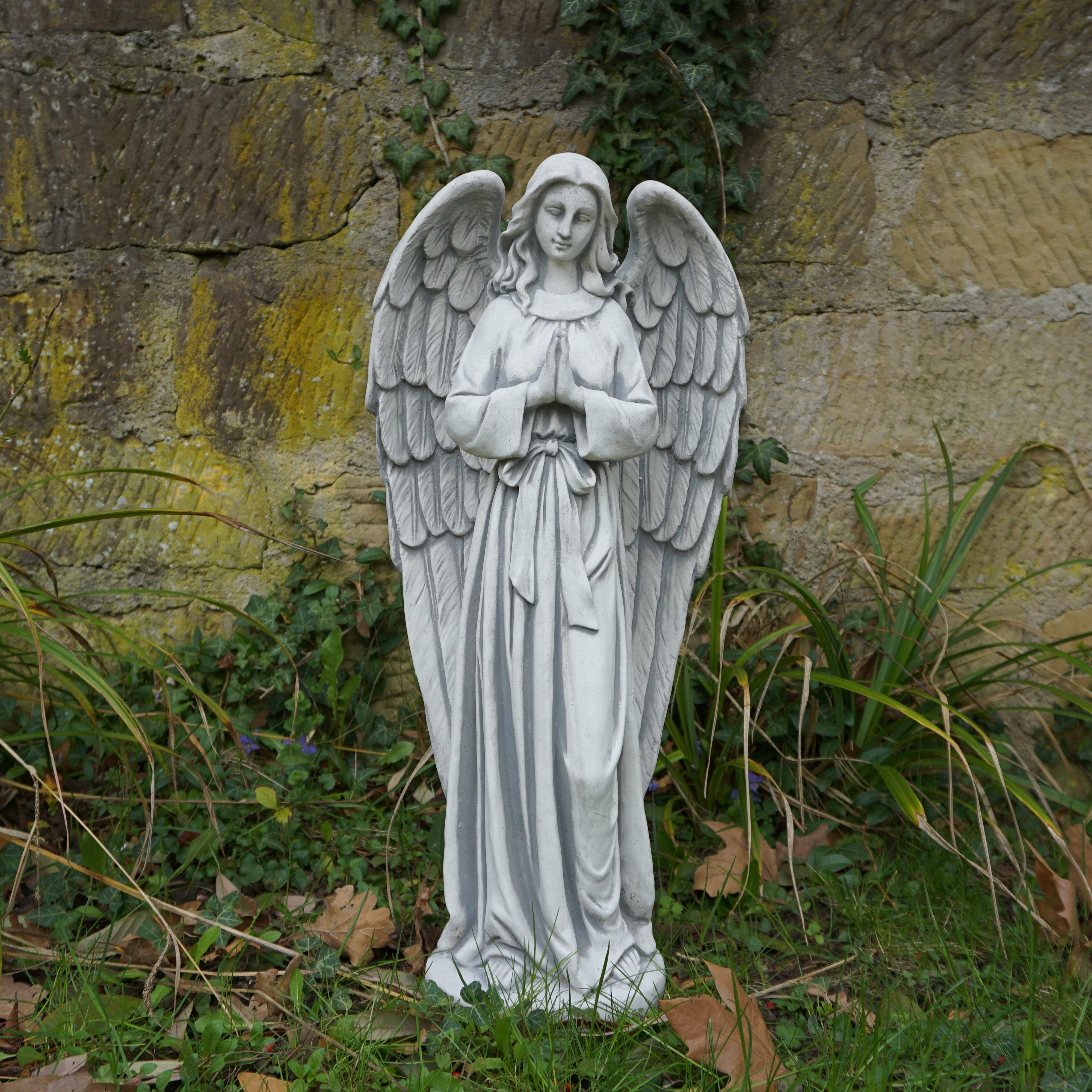 gartendekoparadies.de Gartenfigur Engel mit Flügeln, Steinfigur H. 59 cm, 15 kg, Frostsicher
