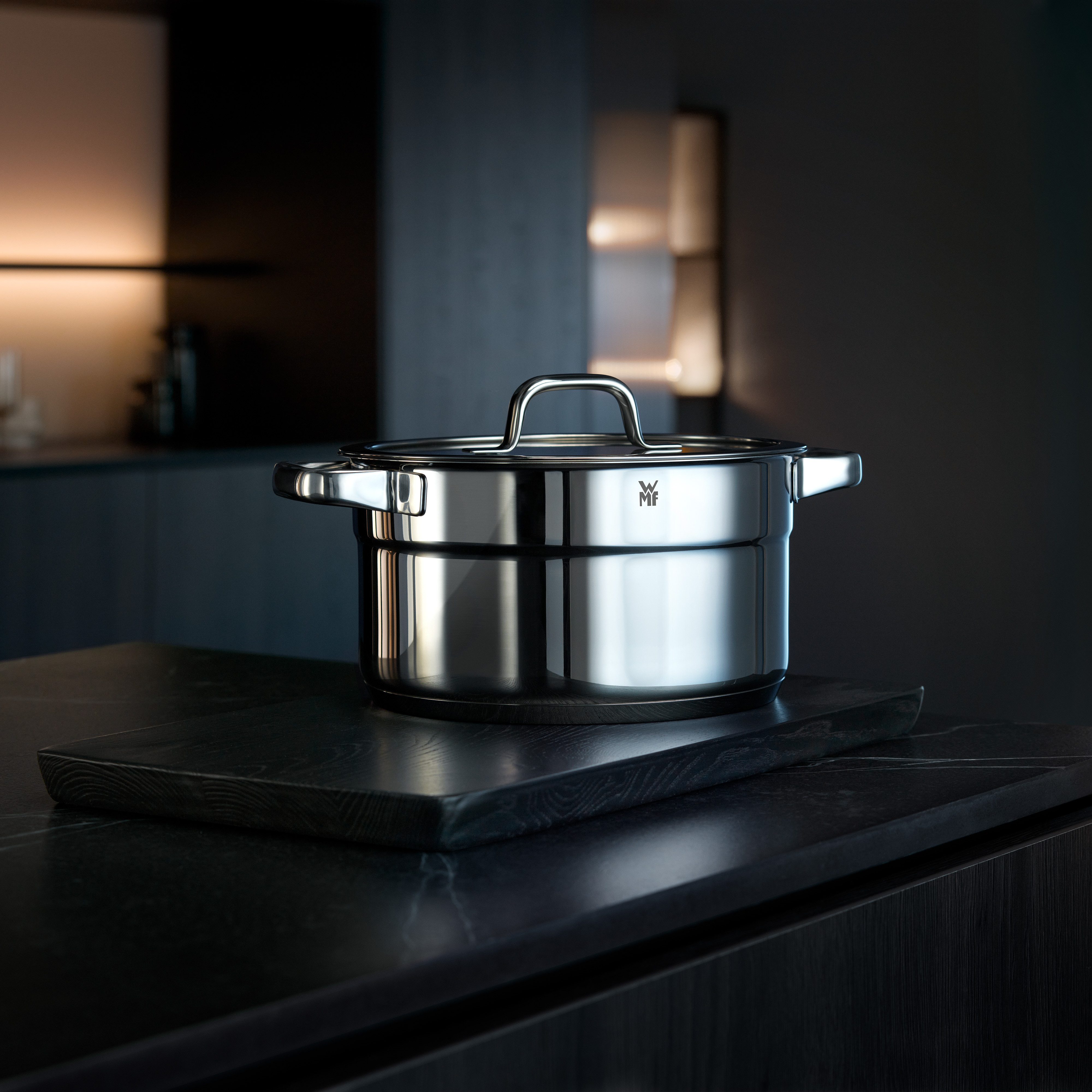 WMF Kochtopf Compact Cuisine, Cromargan® Edelstahl Rostfrei 18/10 (2-tlg), wärmeduzierende Hohlgriffe, Innenskalierung, Schüttrand