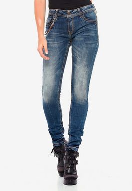 Cipo & Baxx Slim-fit-Jeans mit stylischer Kette in Straight Fit