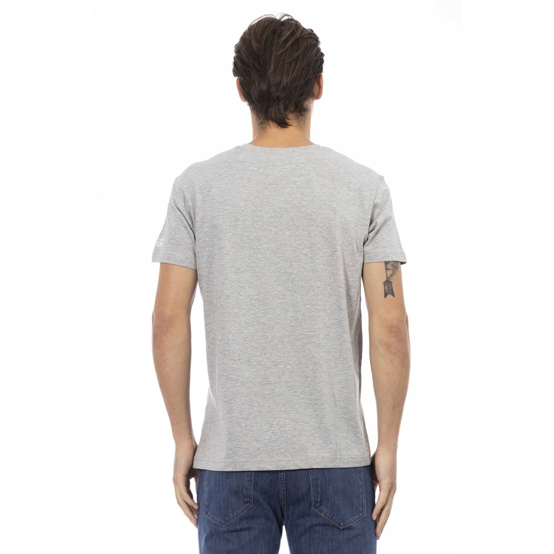 Logo-Muster das zeichnet Grau aber Note T-Shirts, sich Es Trussardi das T-Shirt stilvolle verleiht eine Trussardi durch aus, Action subtile,